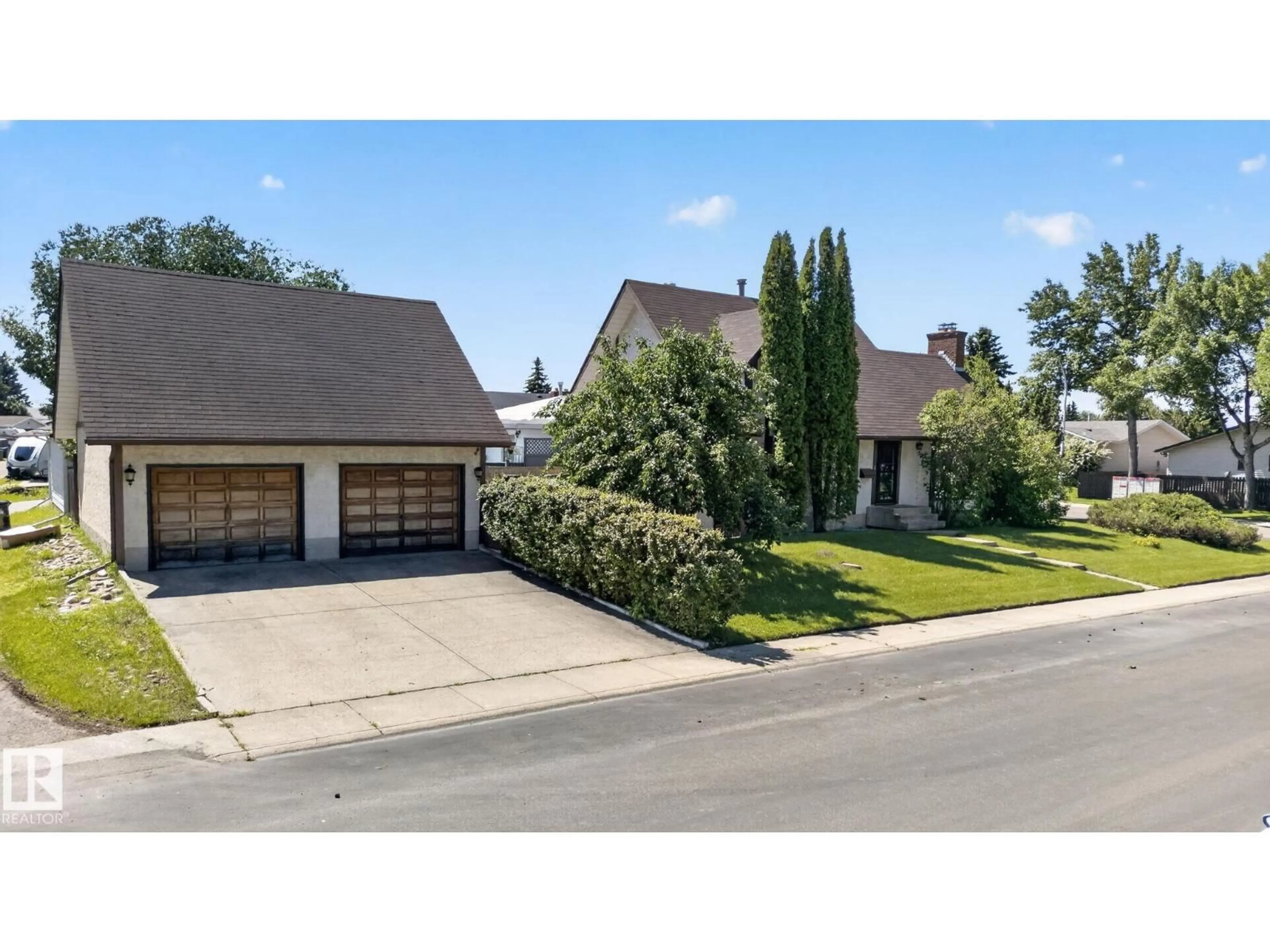 Unknown for 7819 22 AV, Edmonton Alberta T6K2M6