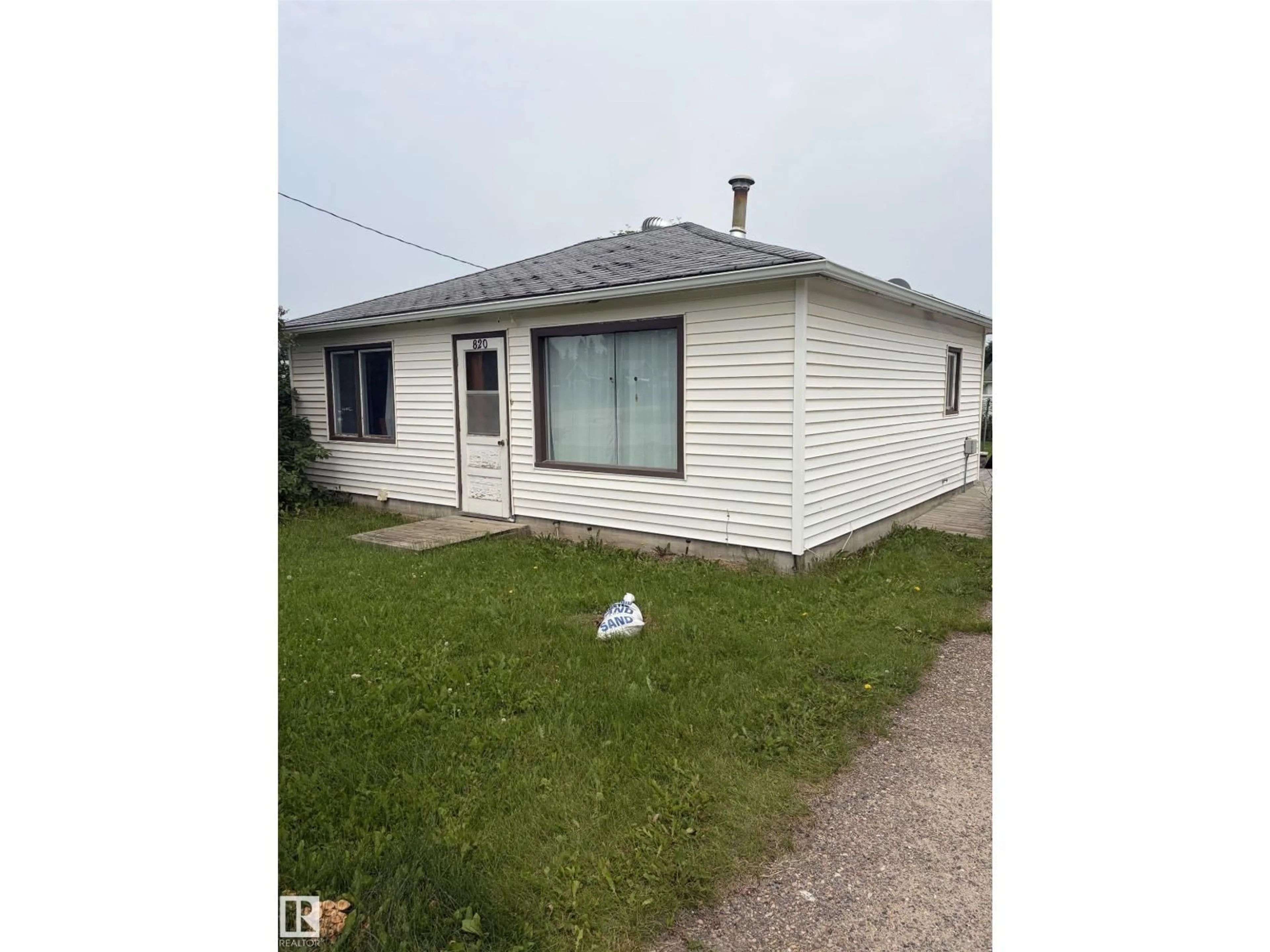 Unknown for 820 16 AV, Cold Lake Alberta T0A0V4