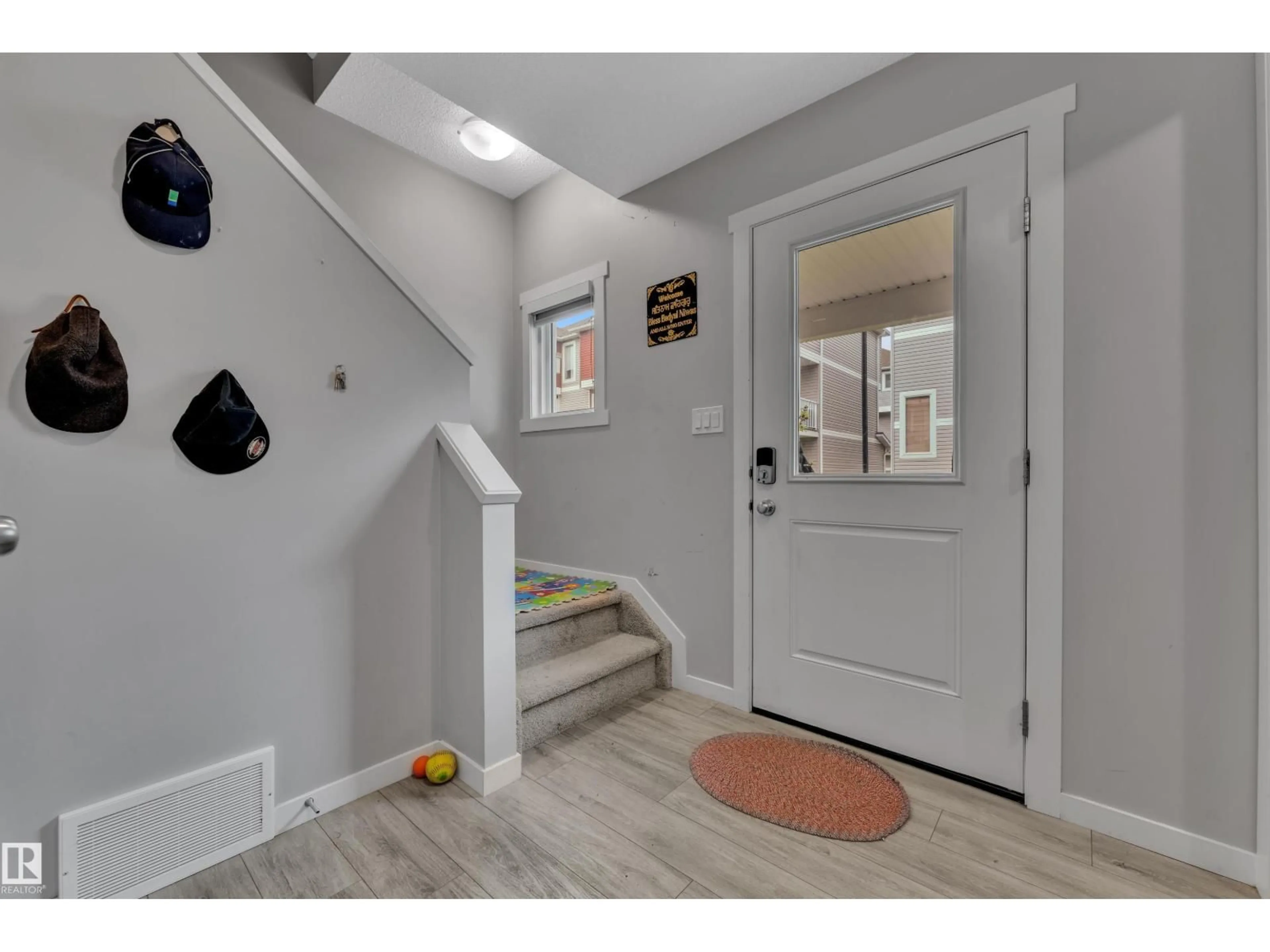 Indoor entryway for 82 1816 RUTHERFORD RD, Edmonton Alberta T6W2K6