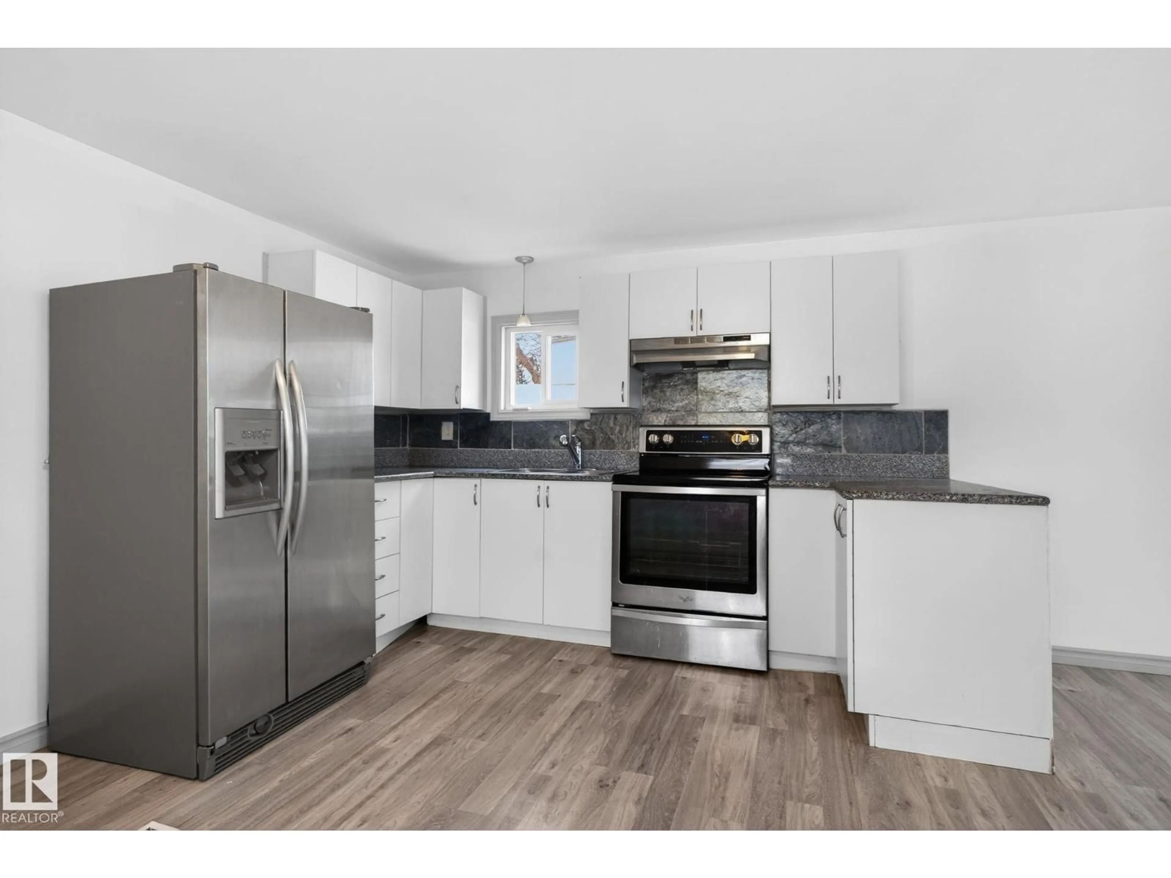 Unknown for 543 EVERGREEN ST, Edmonton Alberta T5Y4M2