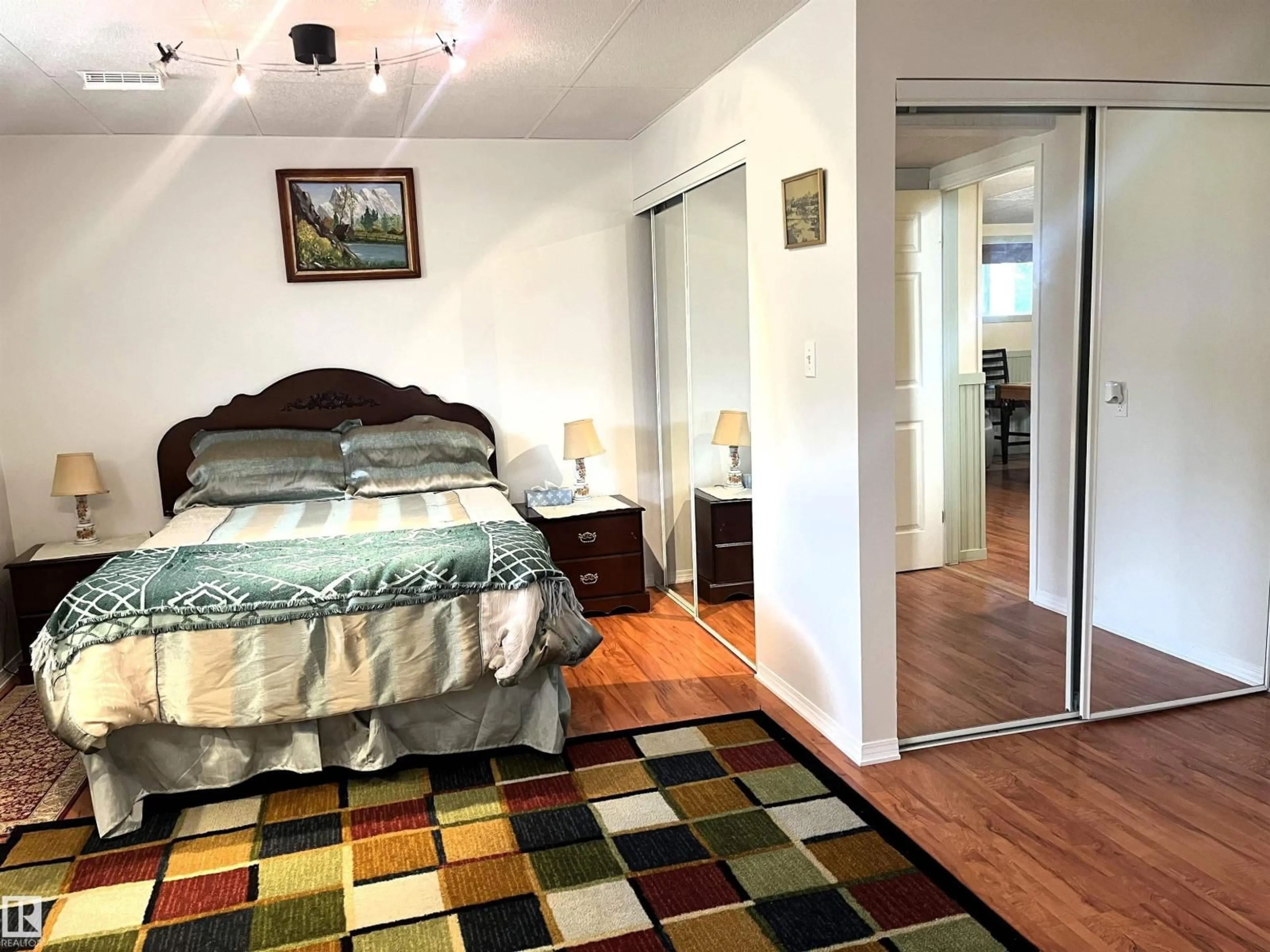 A pic of a room for 4914 51 AVE, Entwistle Alberta T0E0S0