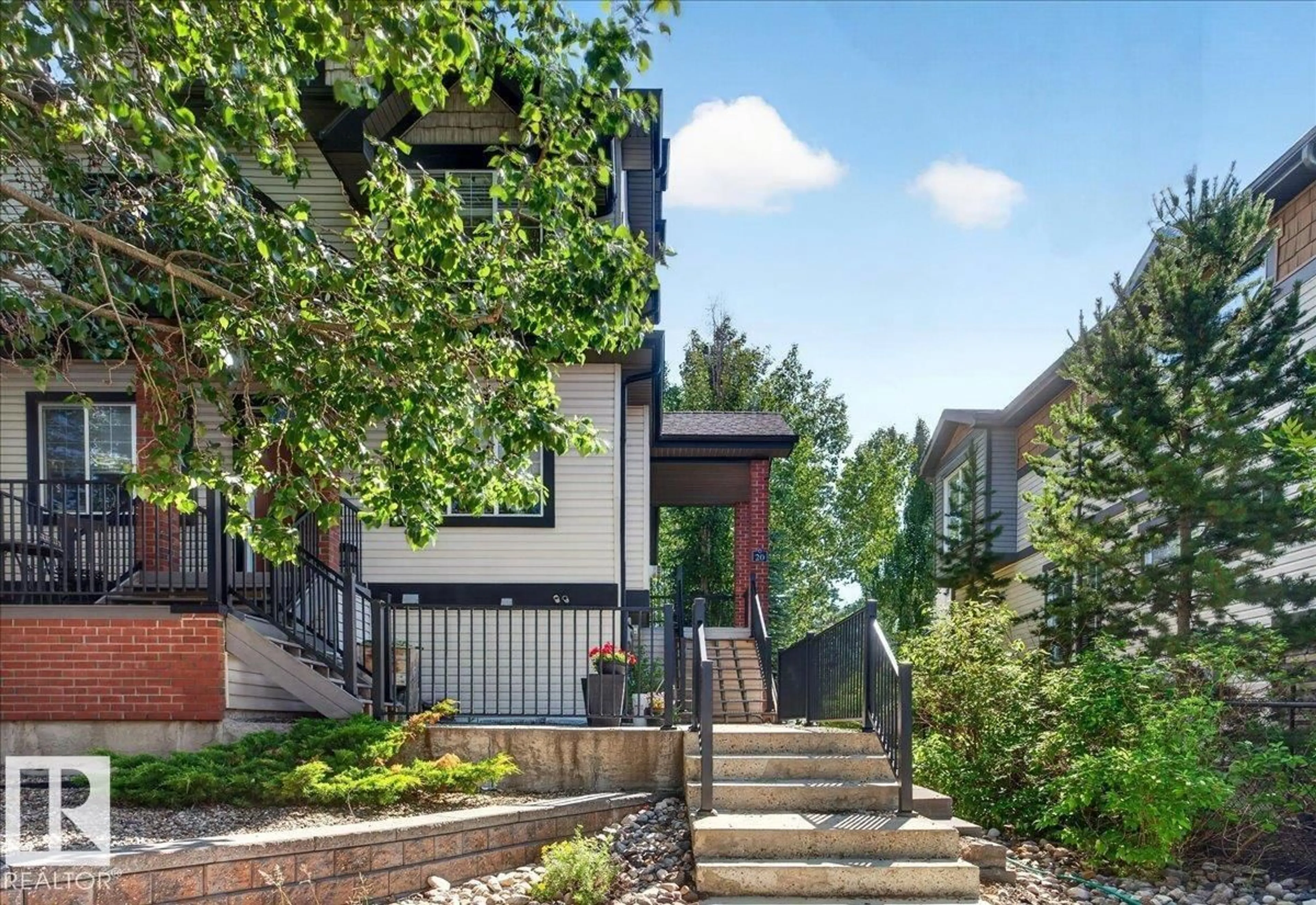 Unknown for 4821 - 20 TERWILLEGAR CM NW, Edmonton Alberta T6R0C5
