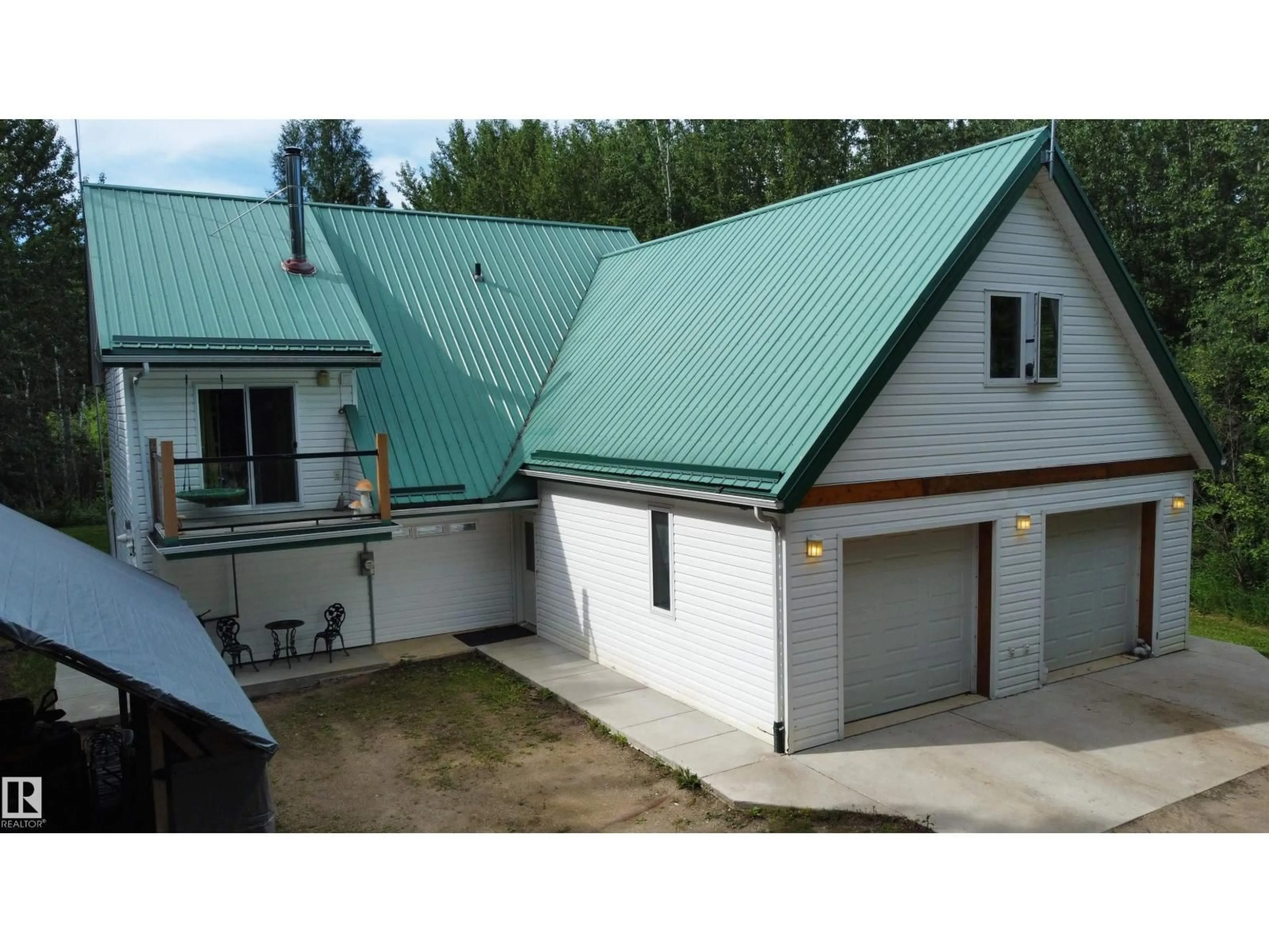 A pic from outside/outdoor area/front of a property/back of a property/a pic from drone, building for 183049 - 66 HWY 663, Rural Athabasca County Alberta T0A0M0