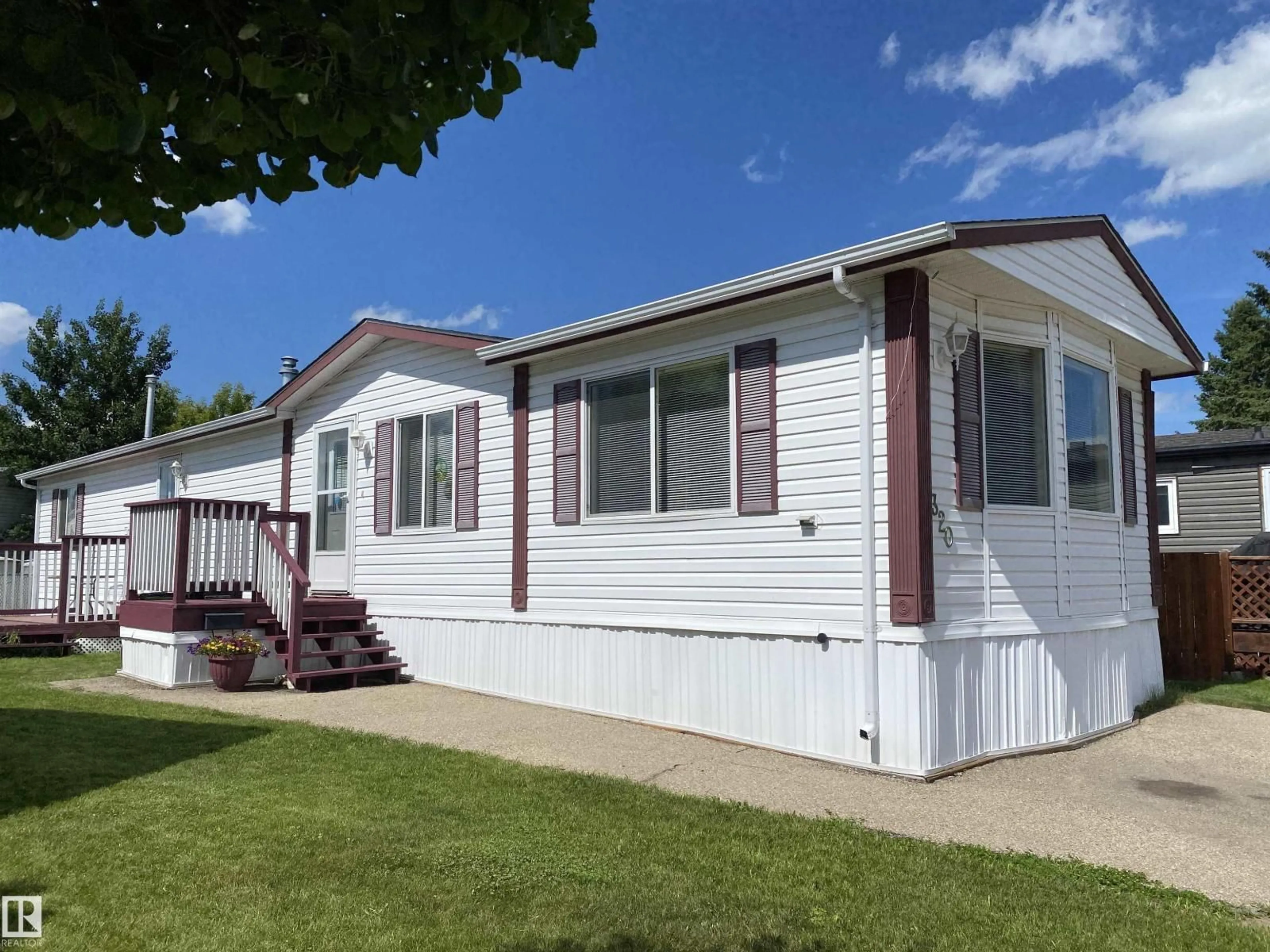 Home with vinyl exterior material, street for 320 EVERGREEN PA, Edmonton Alberta T5Y4M2