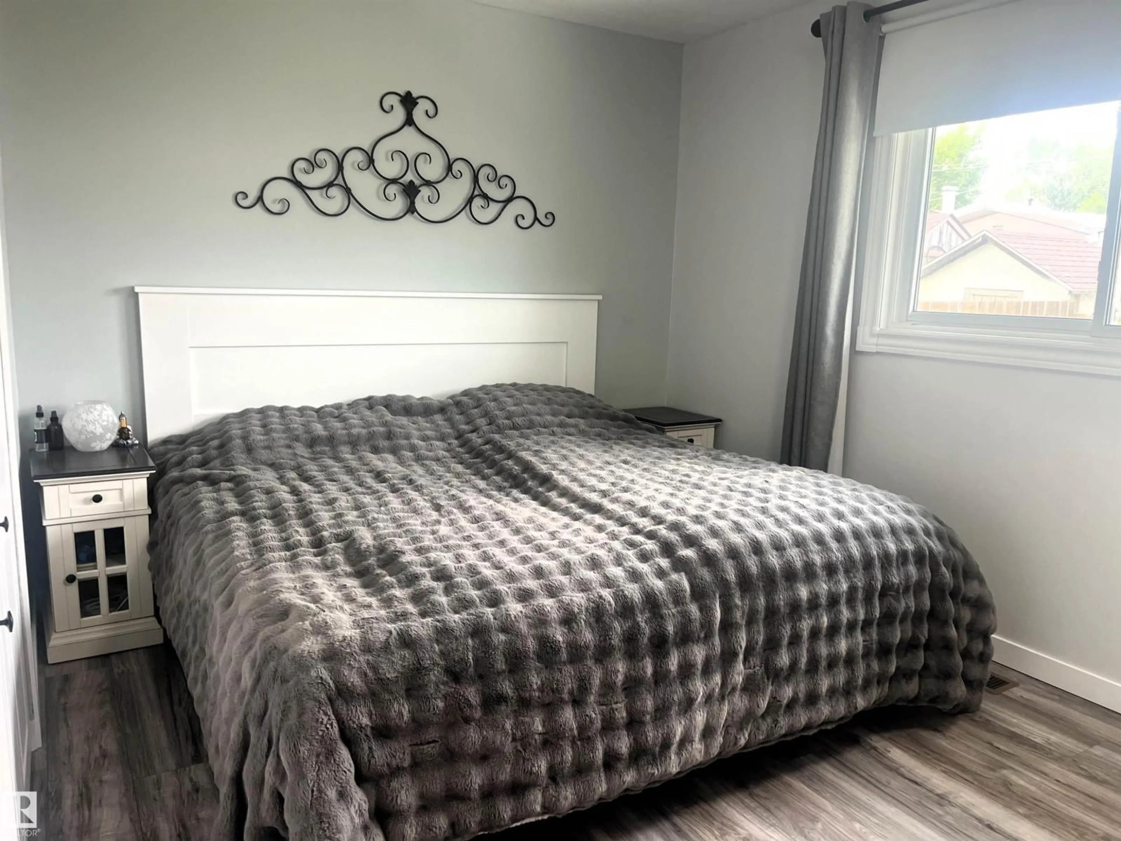 Bedroom with bed, unknown for 4812 47 ST, Drayton Valley Alberta T7A1H8