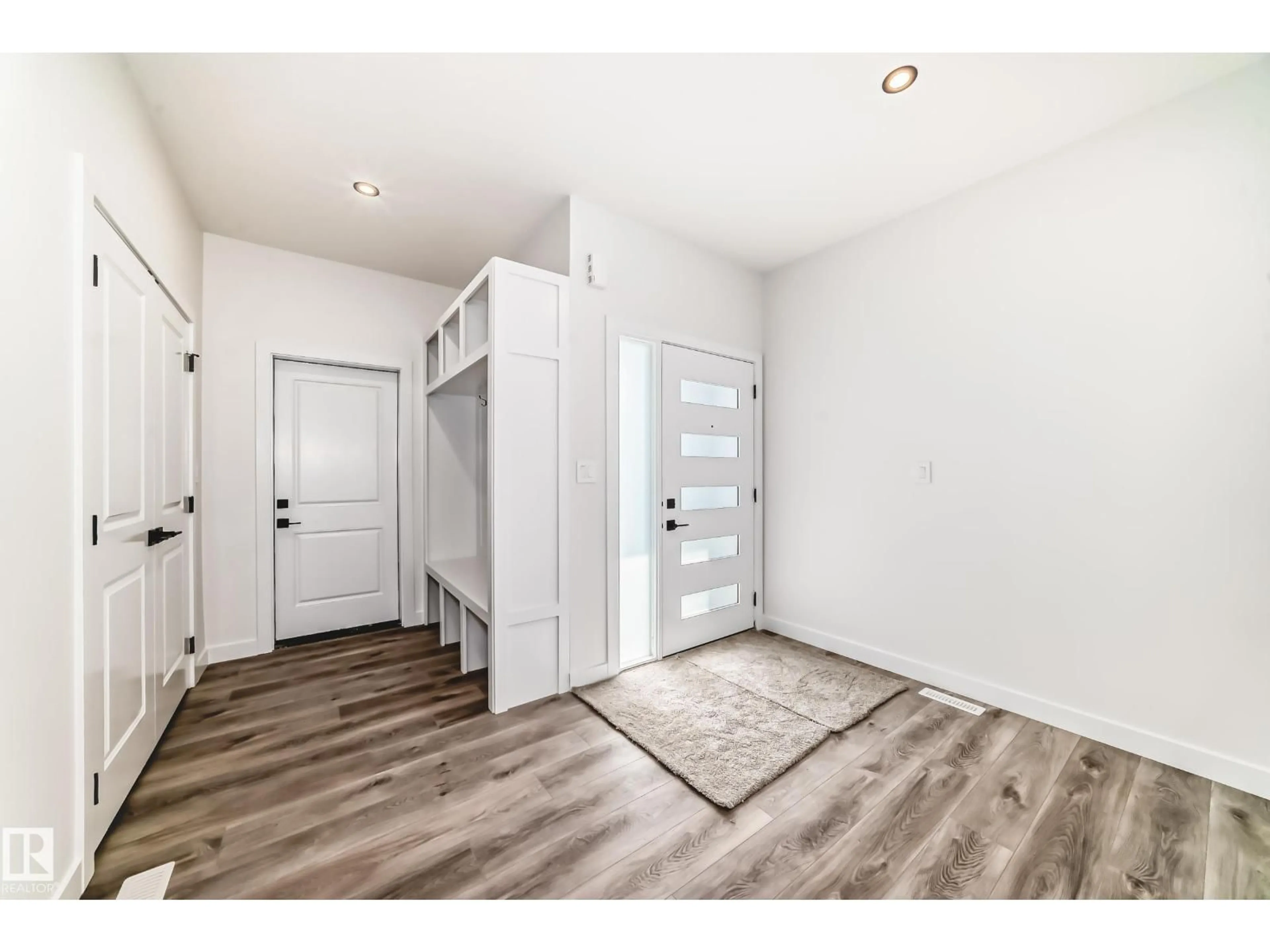 Indoor entryway for 14 TENUTO LI, Spruce Grove Alberta T7X4E2