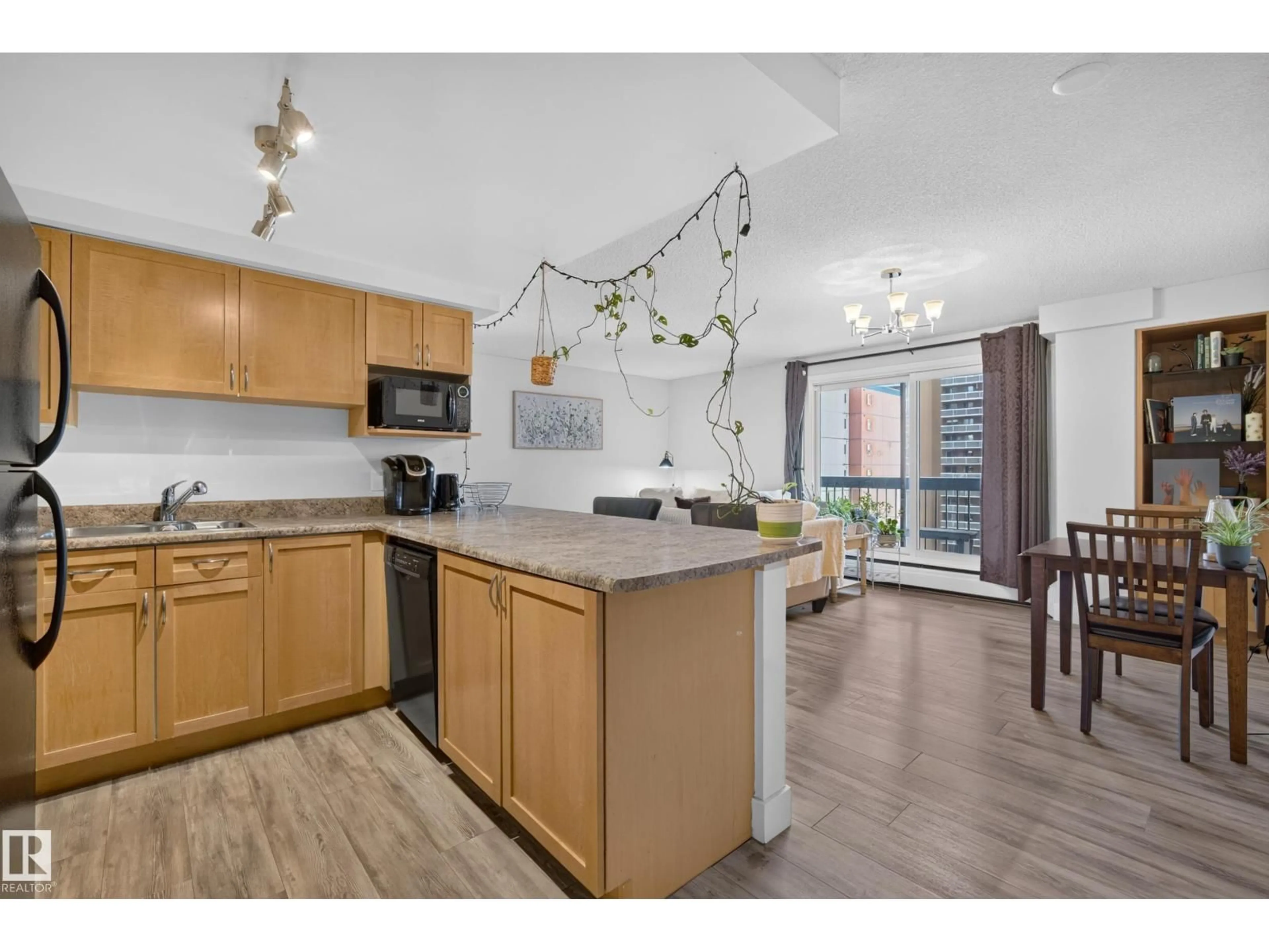 Open concept kitchen, unknown for 1206 110 ST NW, Edmonton Alberta T5K2M1
