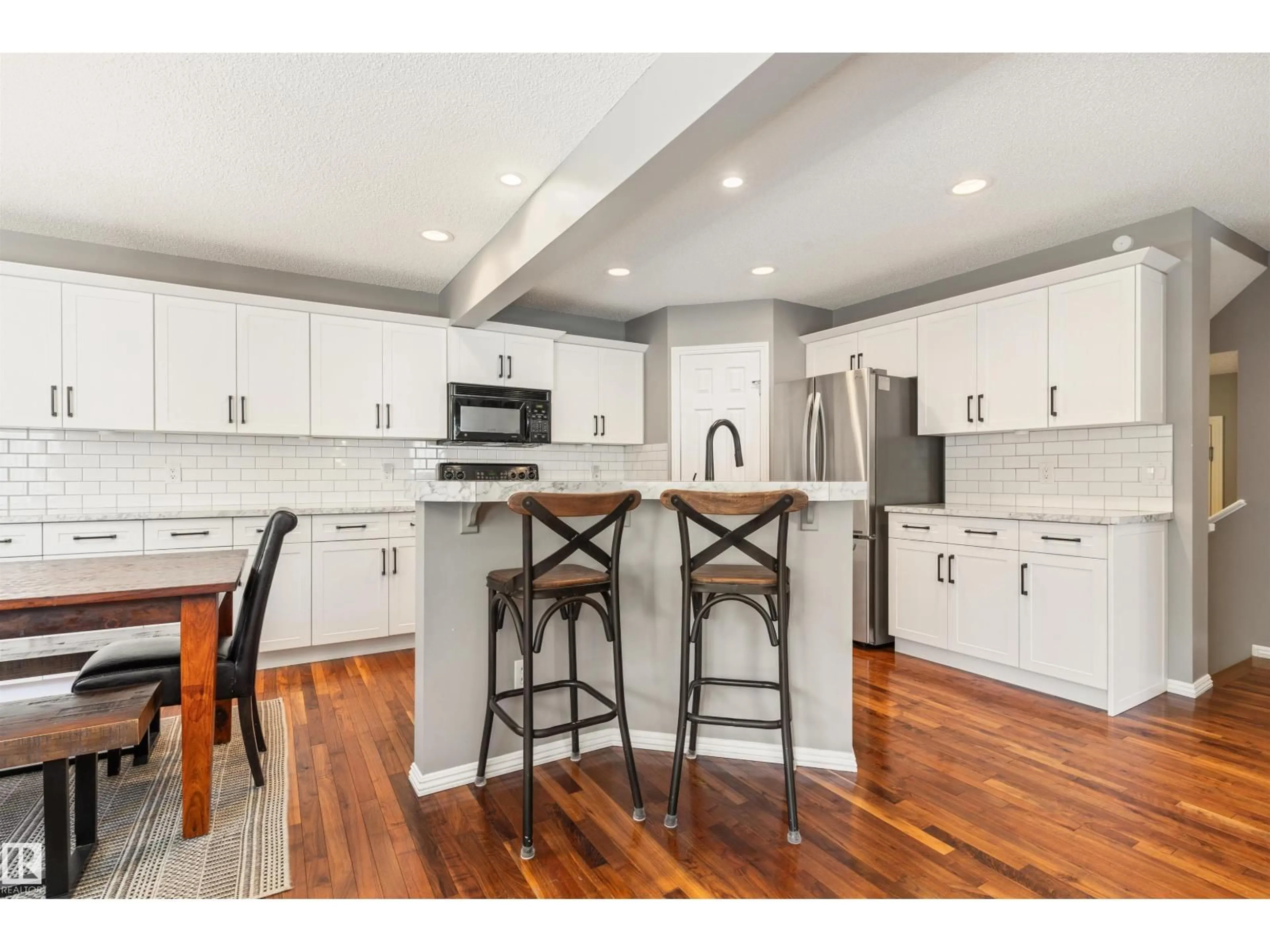 Open concept kitchen, unknown for 88 NEWCASTLE CR, Sherwood Park Alberta T8A6K7