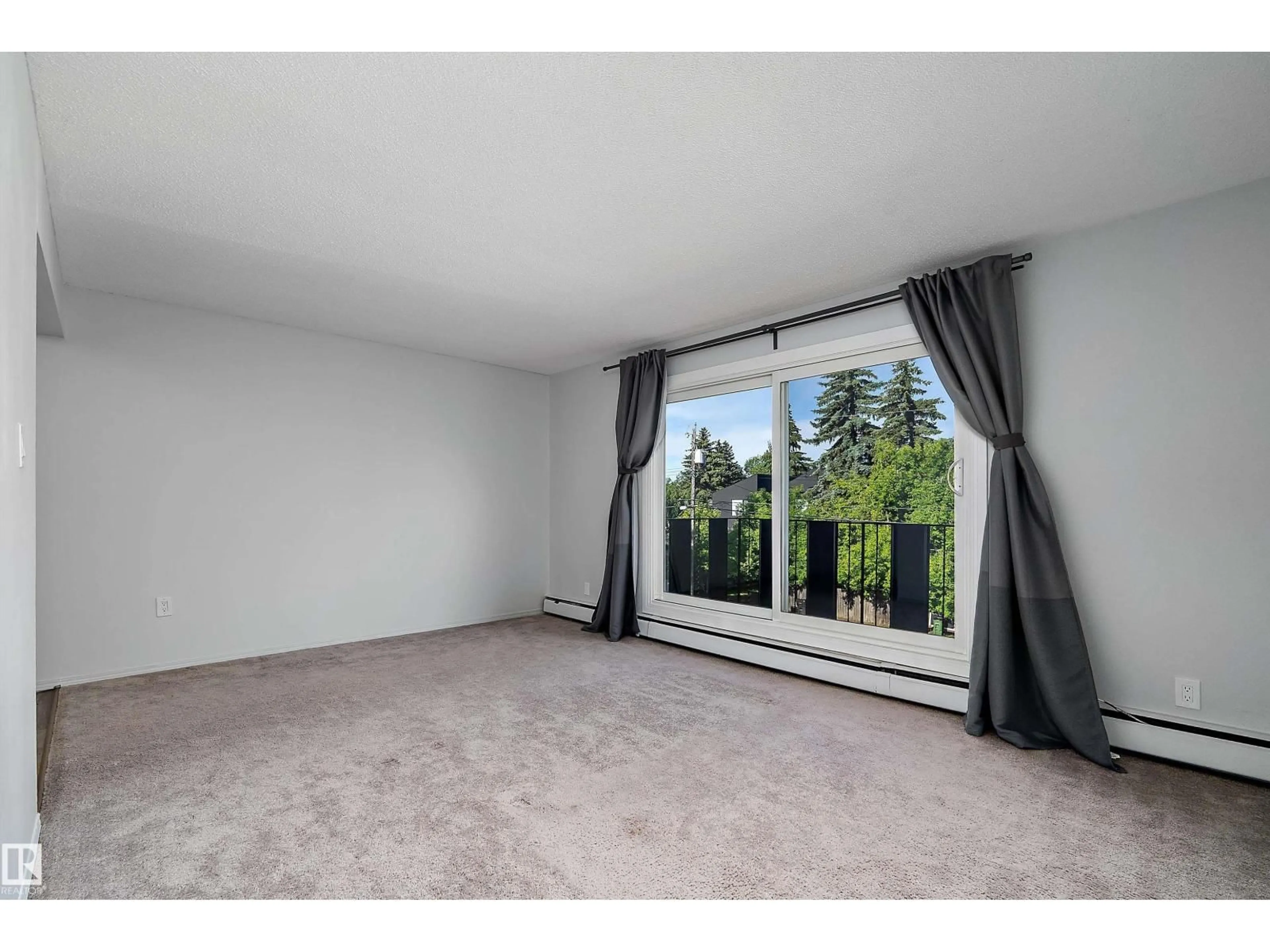 A pic of a room for 304 - 10720 127 ST, Edmonton Alberta T5M0S3
