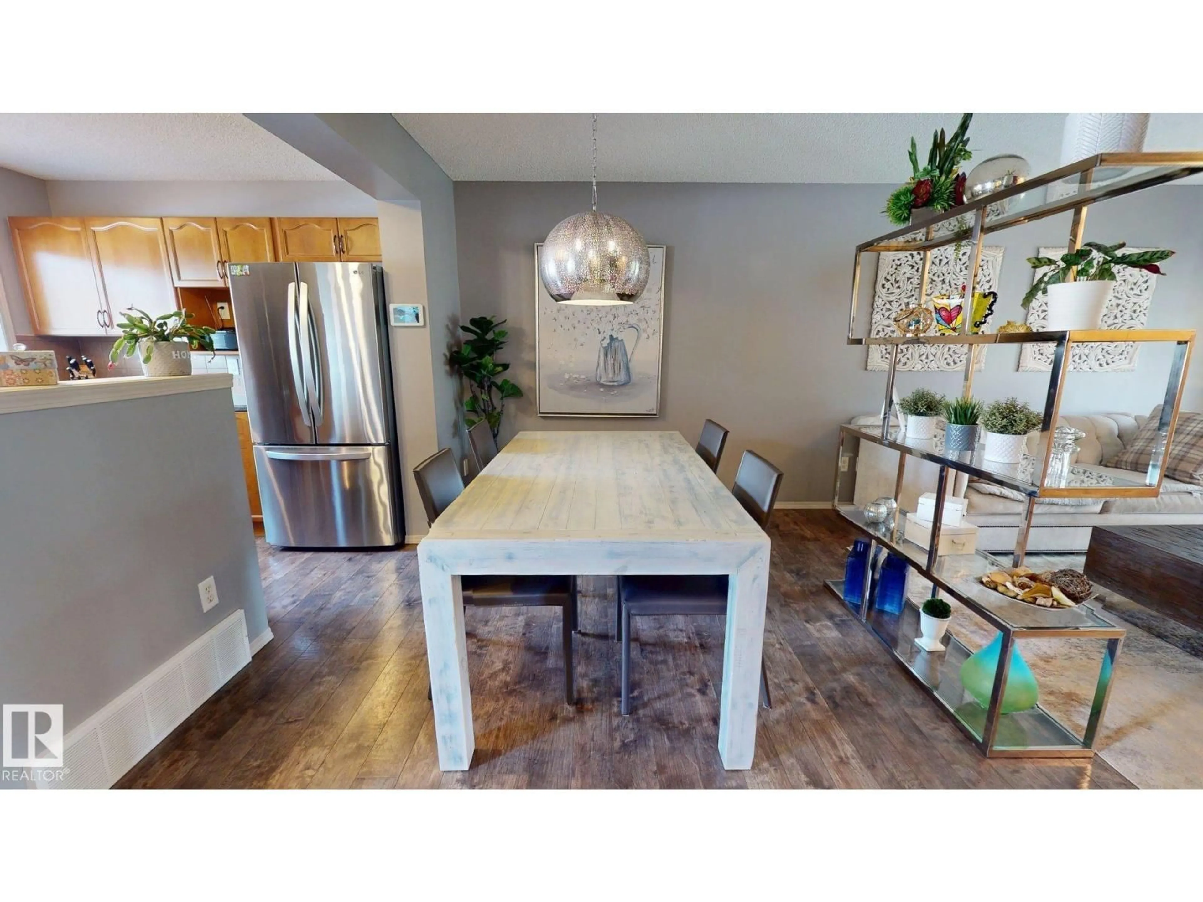 Open concept kitchen, unknown for 5992 SOUTH TERWILLEGAR BV, Edmonton Alberta T6R0K4