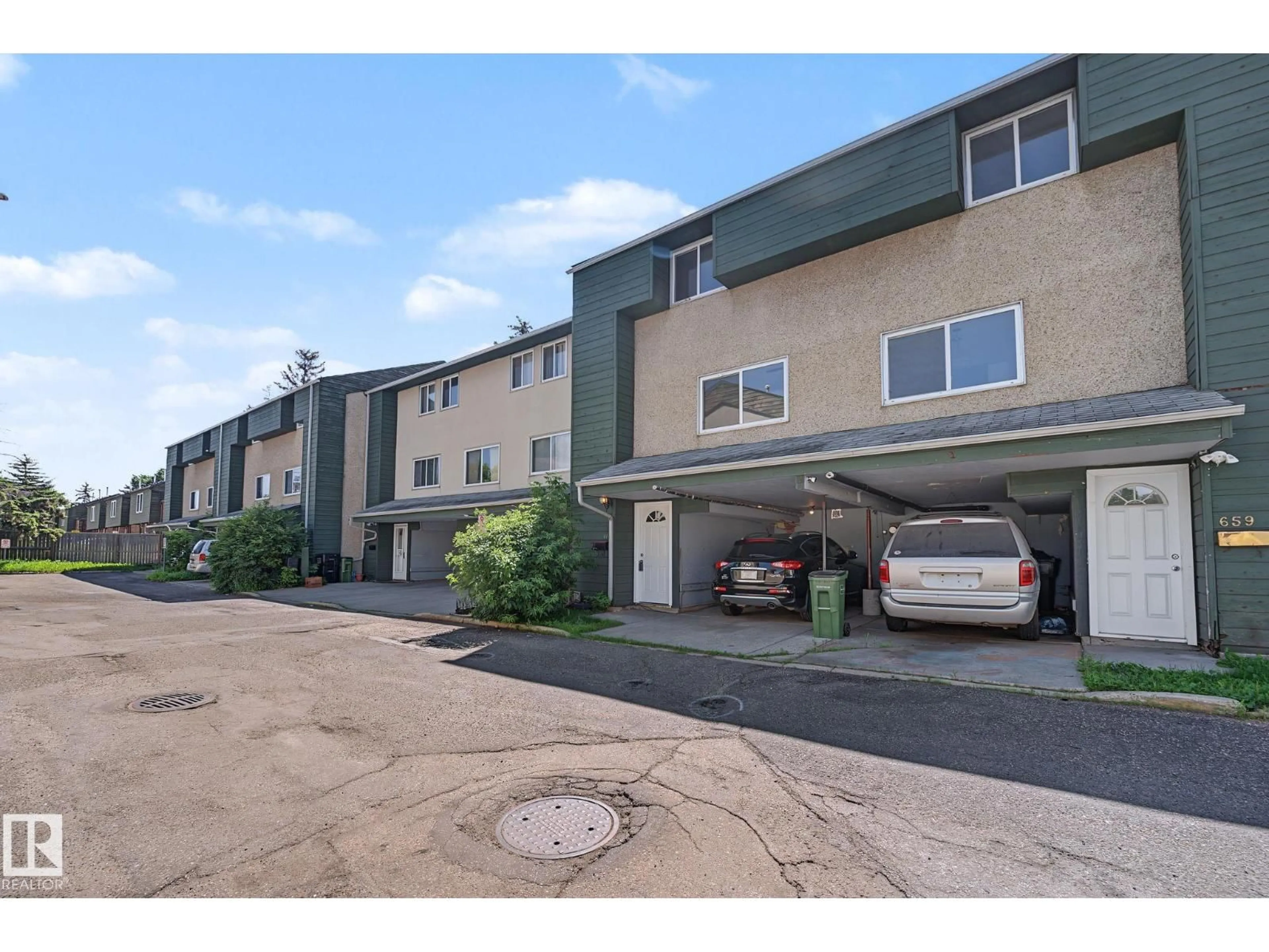 Unknown for 661 ABBOTTSFIELD RD, Edmonton Alberta T5W4R4