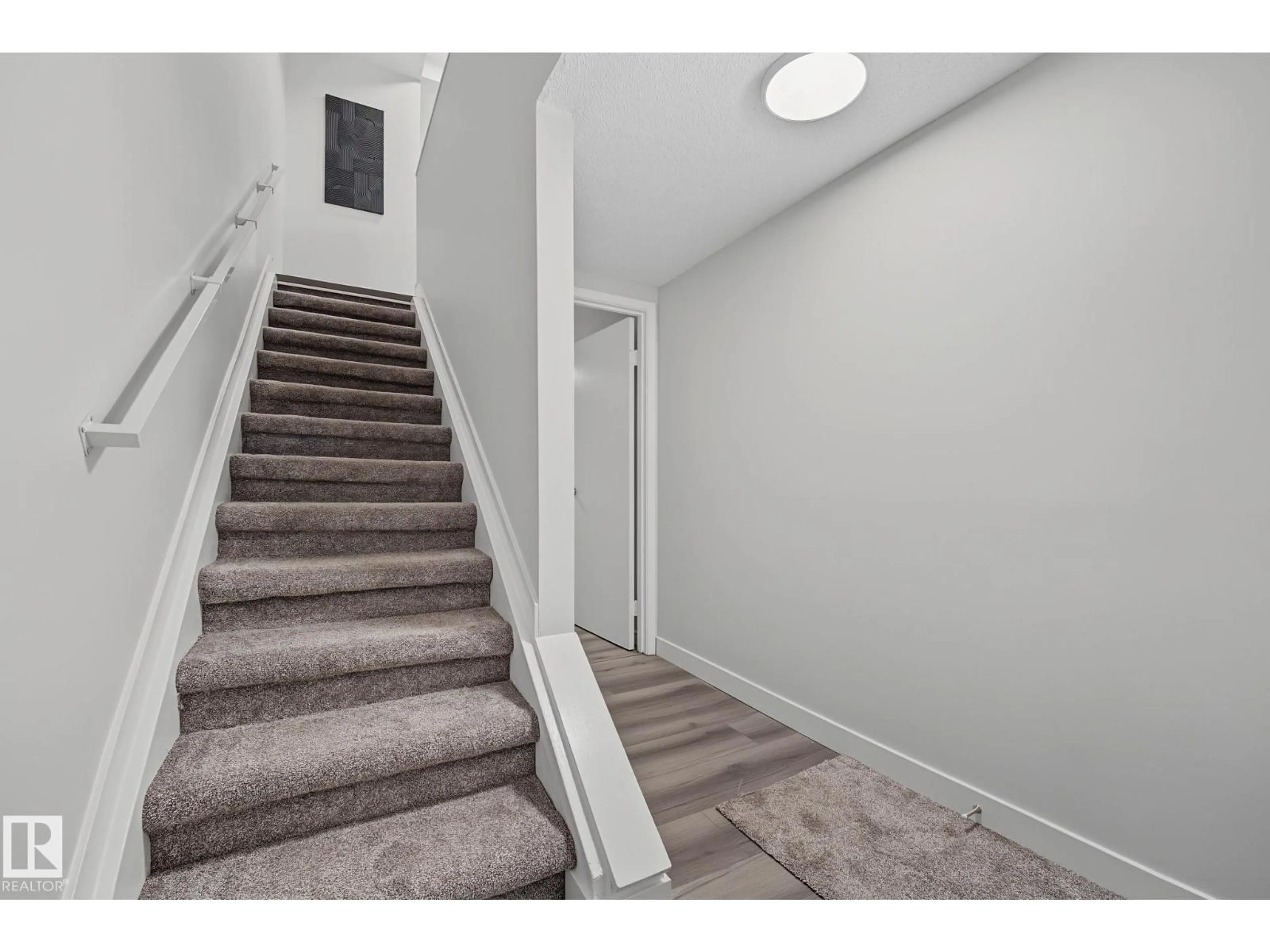 Stairs for 661 ABBOTTSFIELD RD, Edmonton Alberta T5W4R4