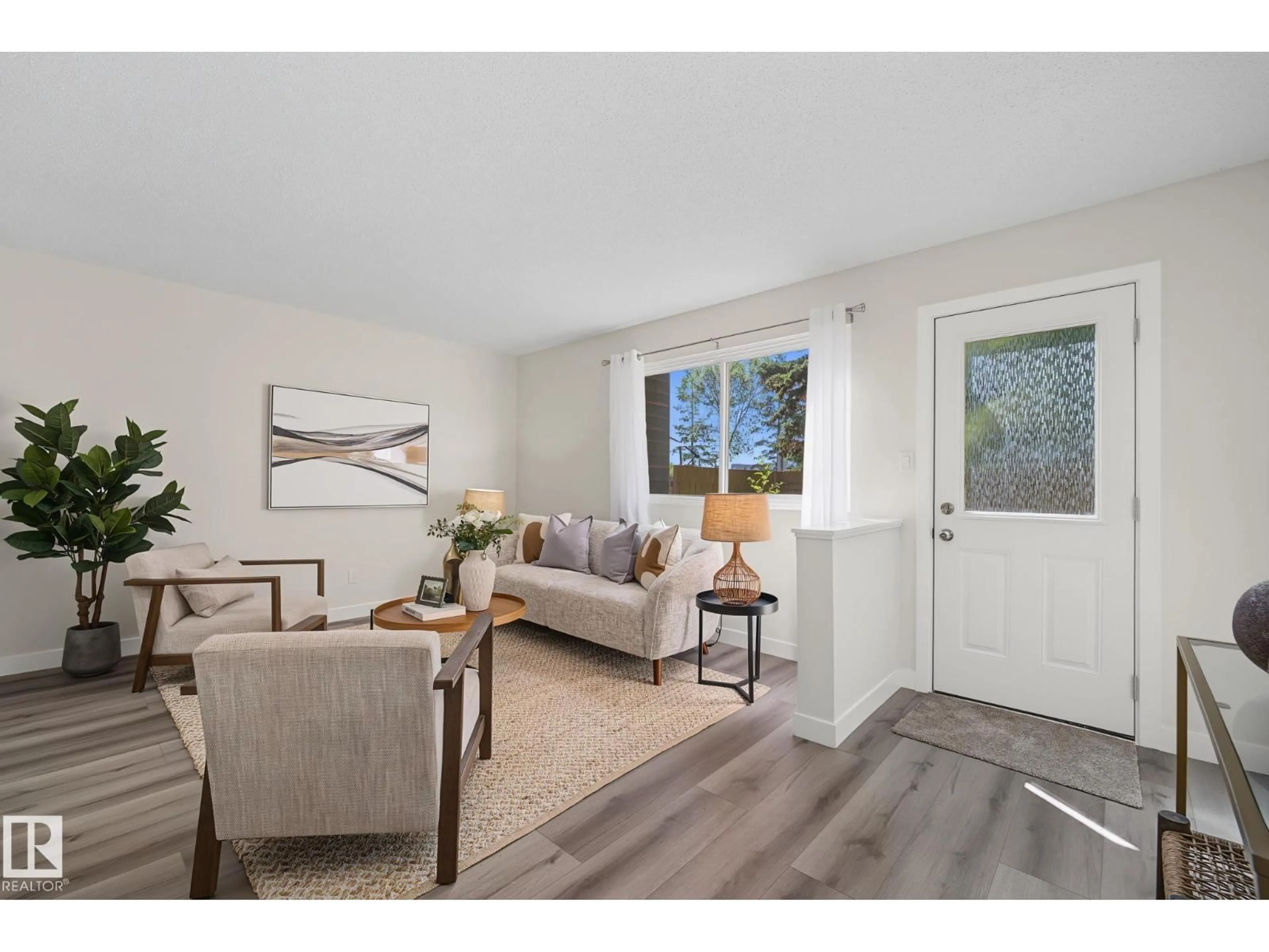 Living room with furniture, unknown for 661 ABBOTTSFIELD RD, Edmonton Alberta T5W4R4