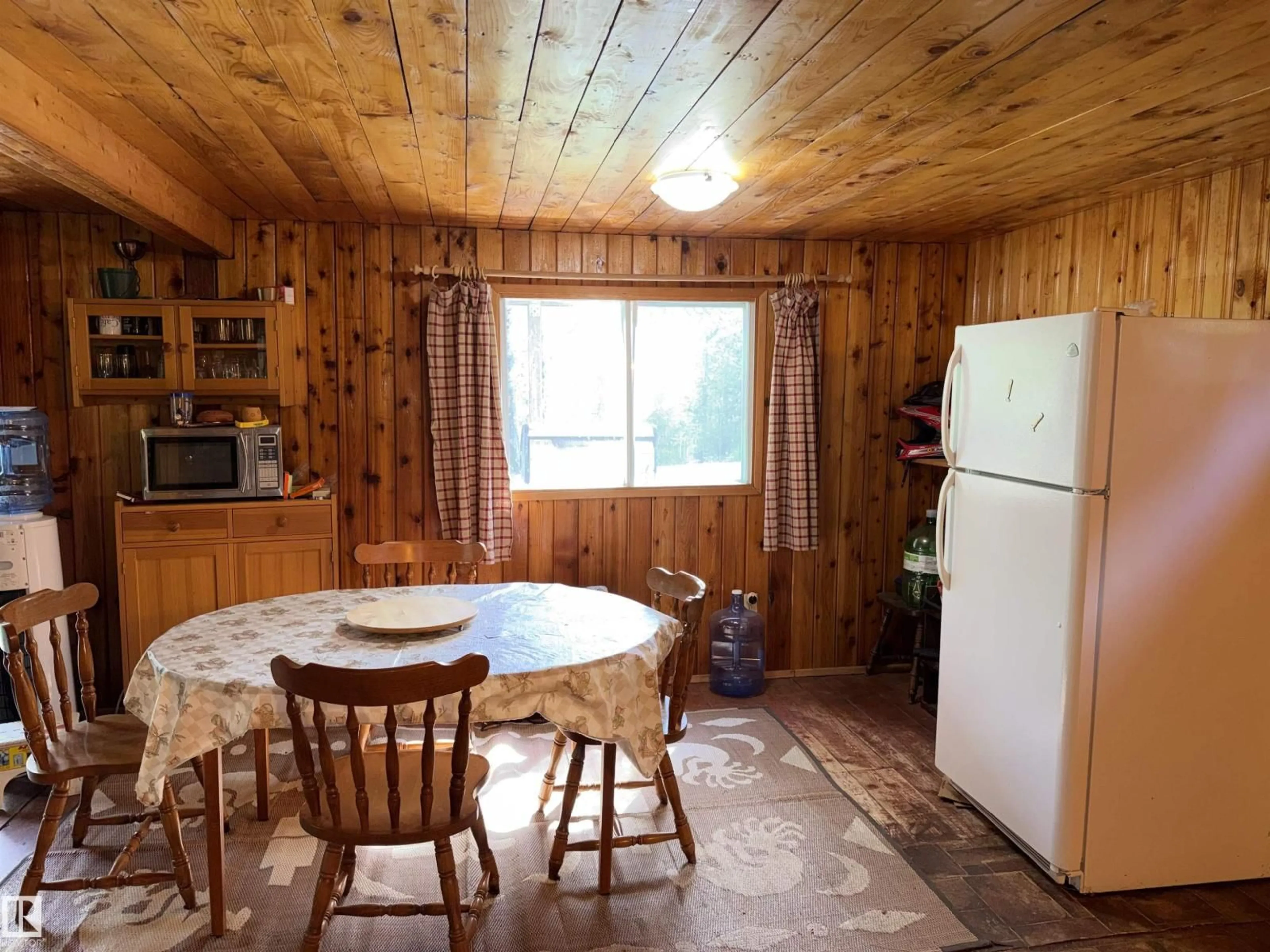 Standard kitchen, unknown for 208 - 60118 SECONDARY HIGHWAY 867, Rural St. Paul County Alberta T0A0C0