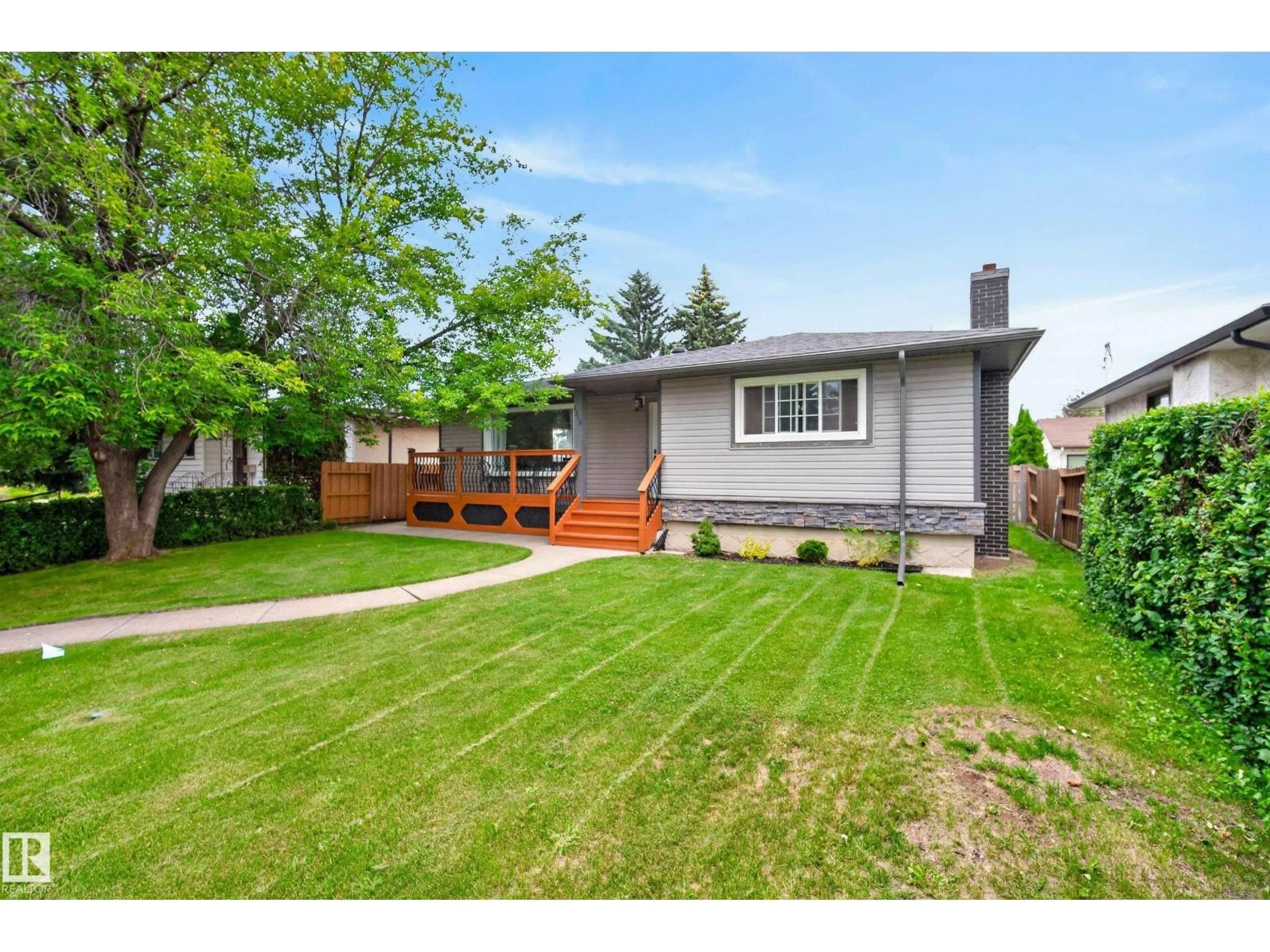 Unknown for NW - 6216 93 AV, Edmonton Alberta T6B0W5