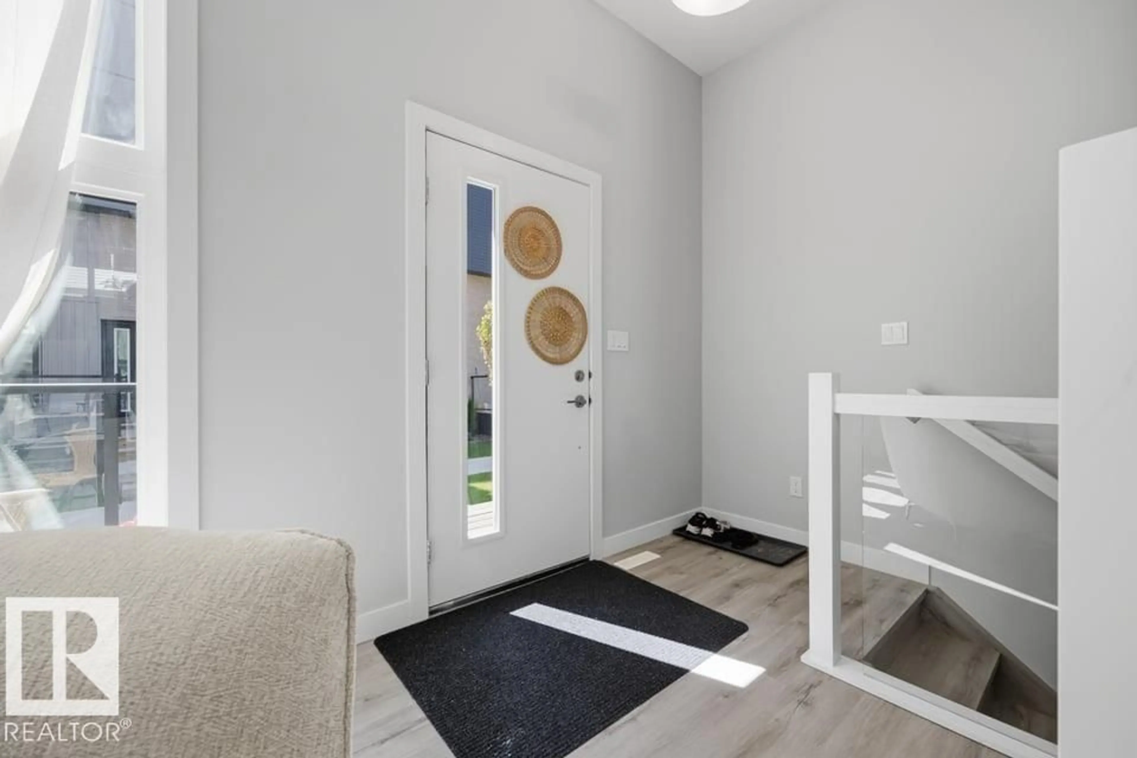 Indoor entryway for 50 - 64 EBONY BV, Sherwood Park Alberta T8H2X4