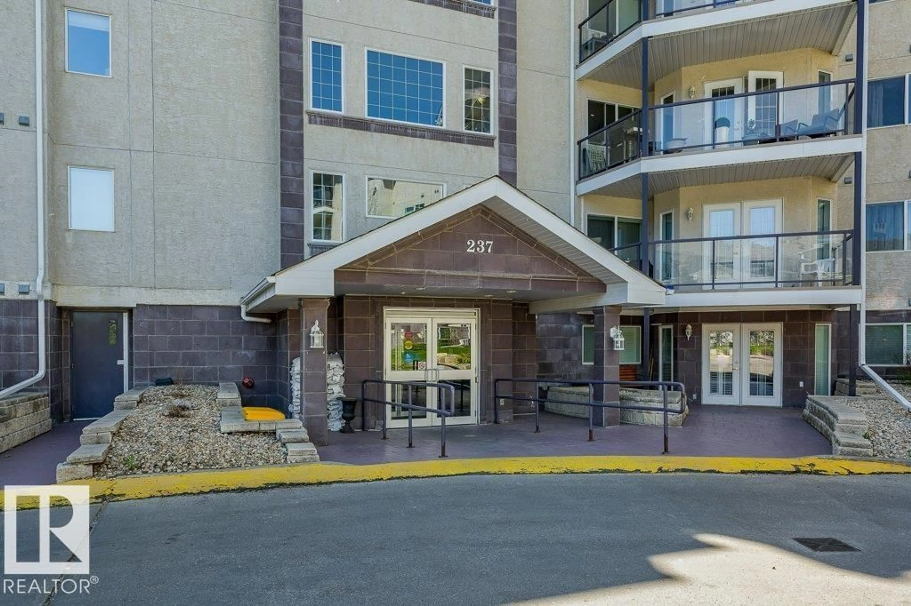 Indoor foyer for #310 - 237 YOUVILLE DR, Edmonton Alberta T6L7G2