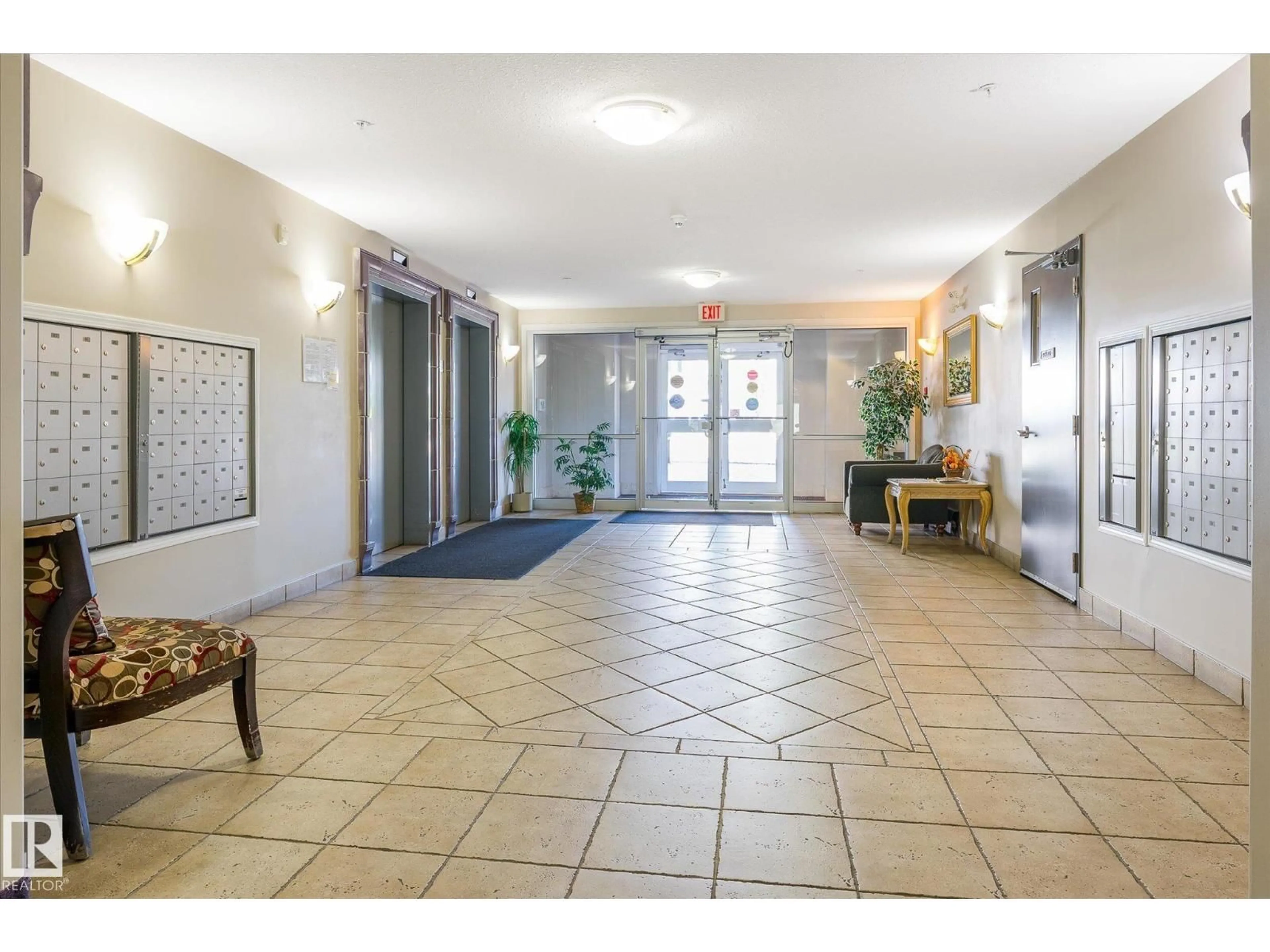 Indoor foyer for #310 - 237 YOUVILLE DR, Edmonton Alberta T6L7G2