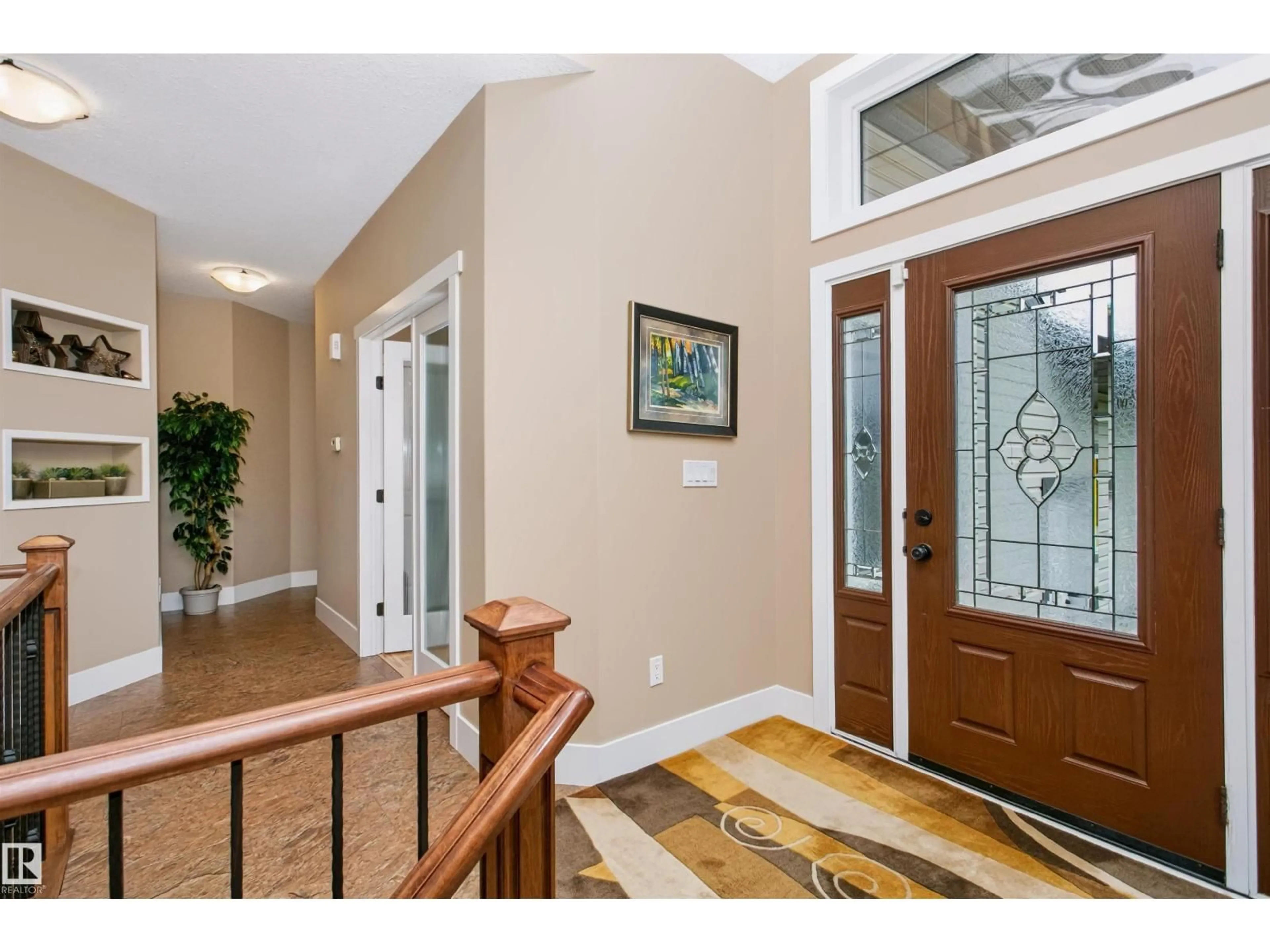 Indoor entryway for 9505 107 AV, Morinville Alberta T8R0C7