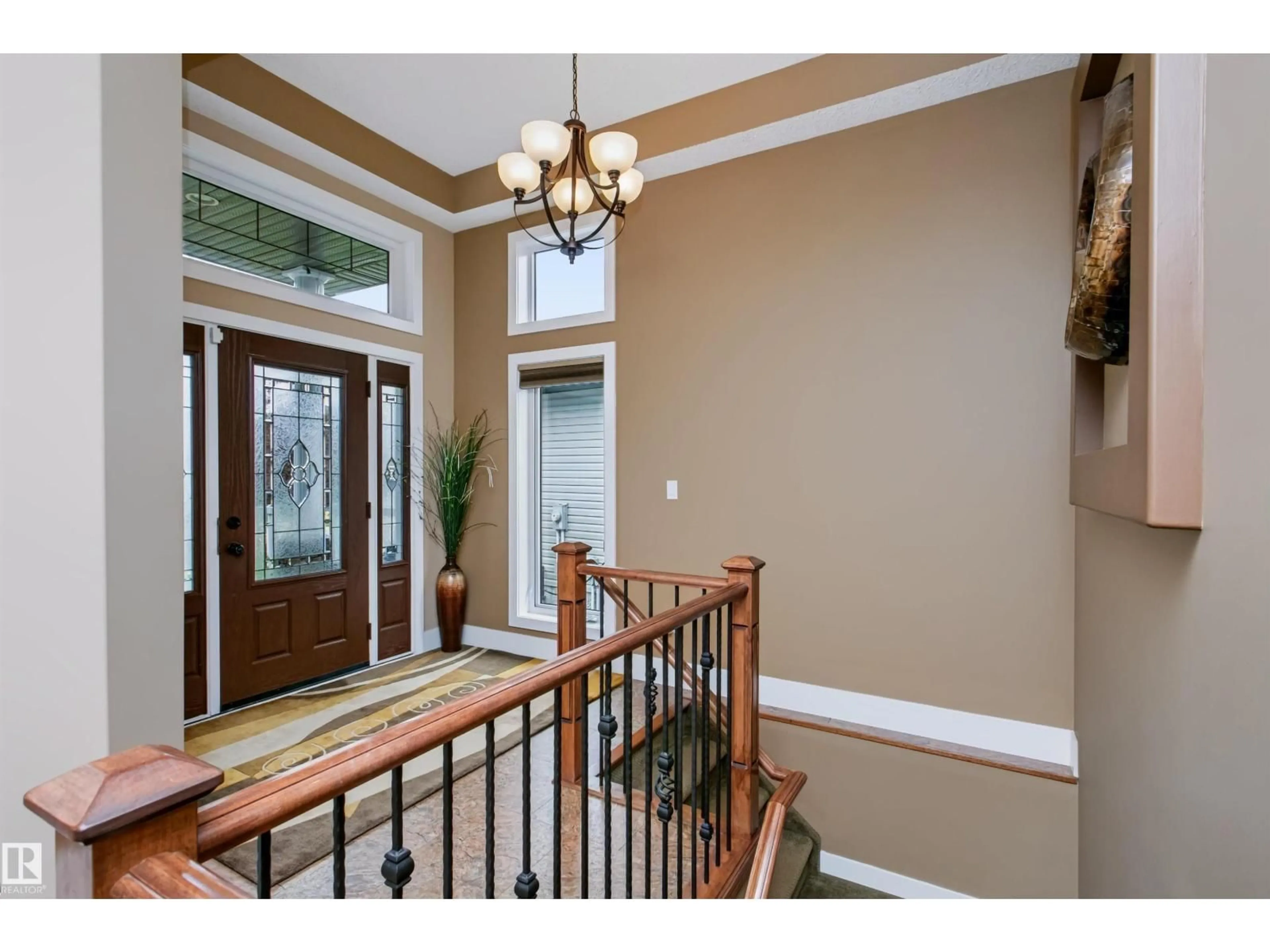 Indoor entryway for 9505 107 AV, Morinville Alberta T8R0C7