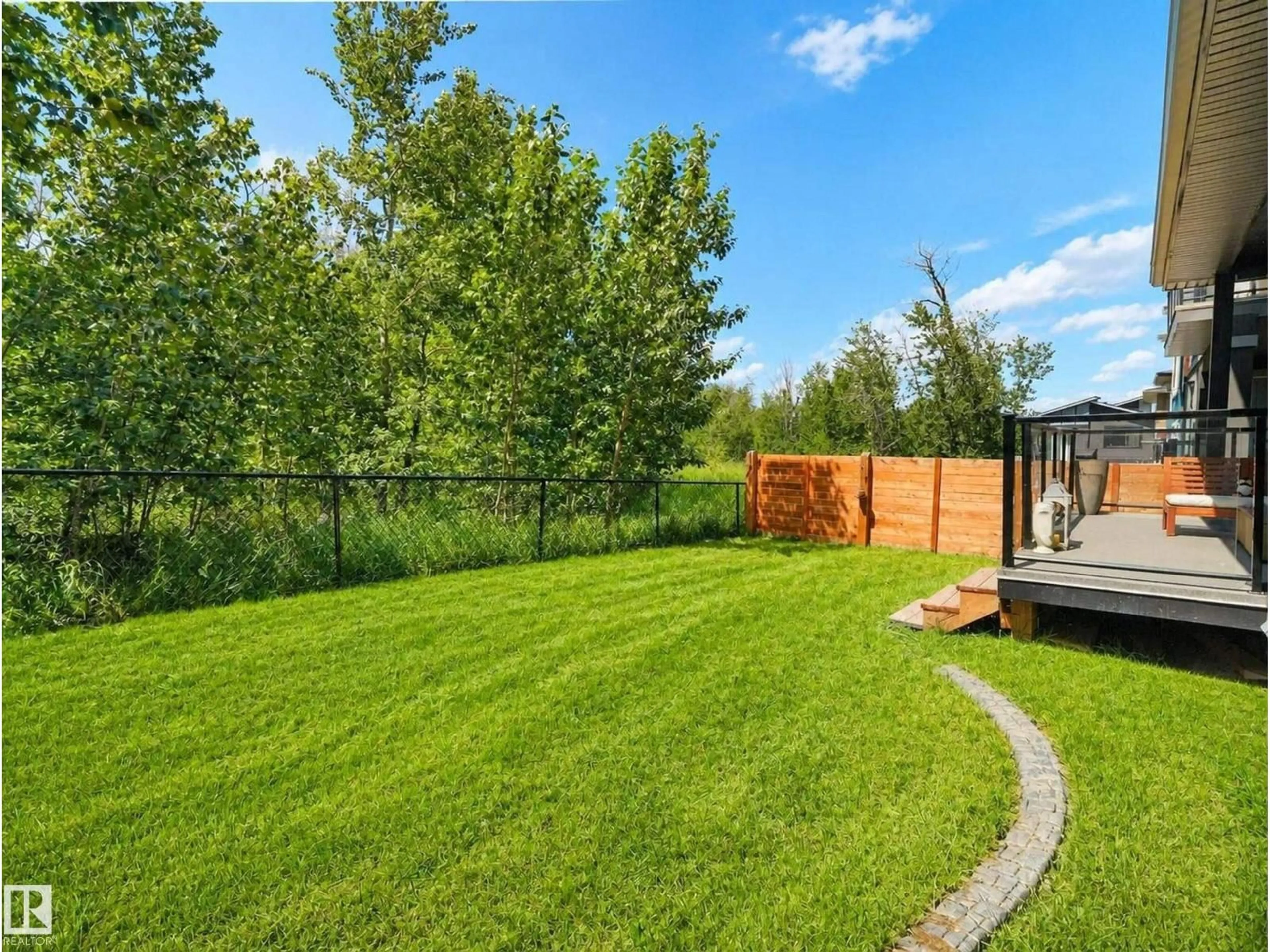 Unknown for 320 38 ST, Edmonton Alberta T6X2W2