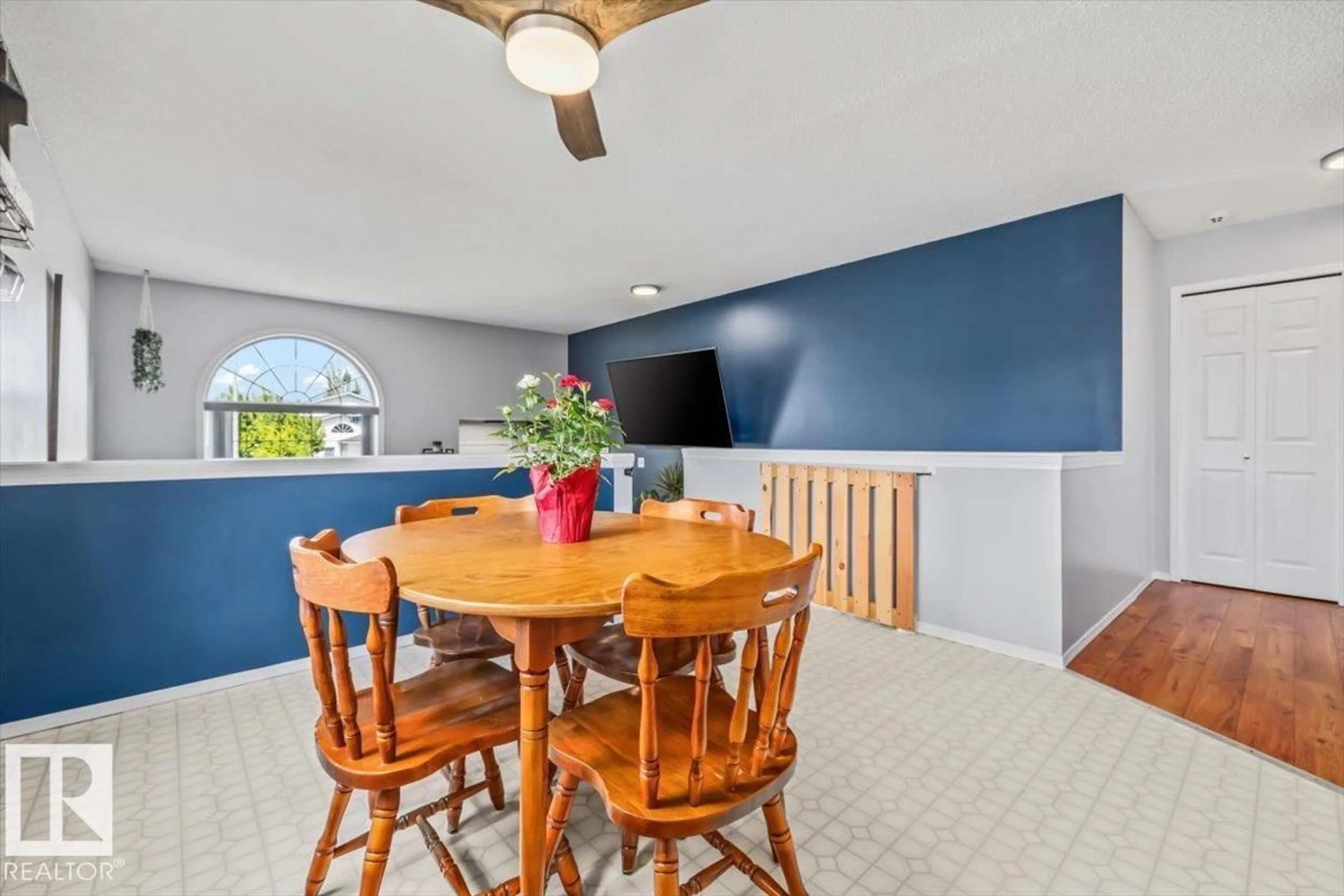 Dining room, unknown for 9916 93 ST, Fort Saskatchewan Alberta T8L4H5