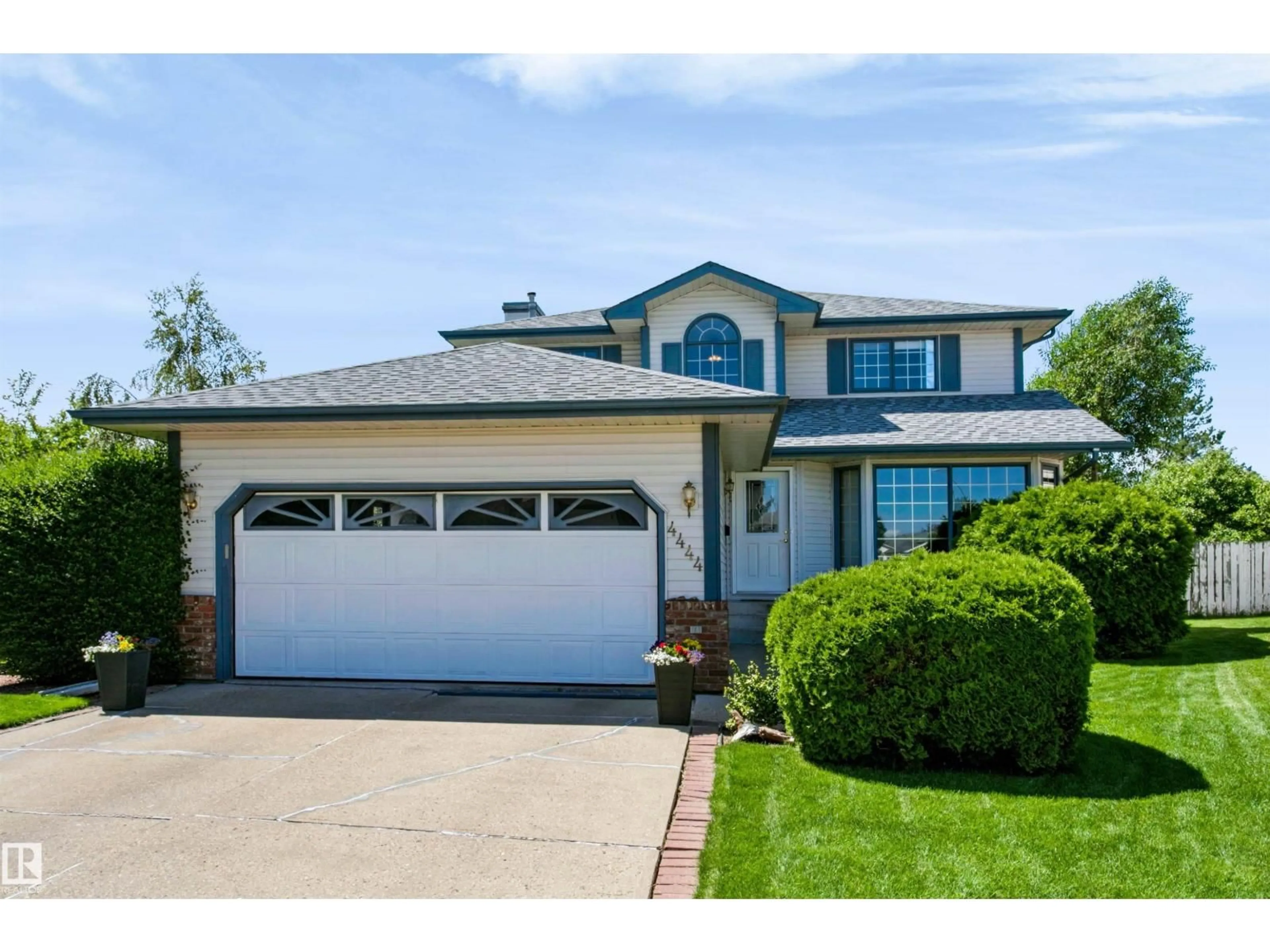 Home with vinyl exterior material, street for 4444 30 ST, Edmonton Alberta T6T1H1