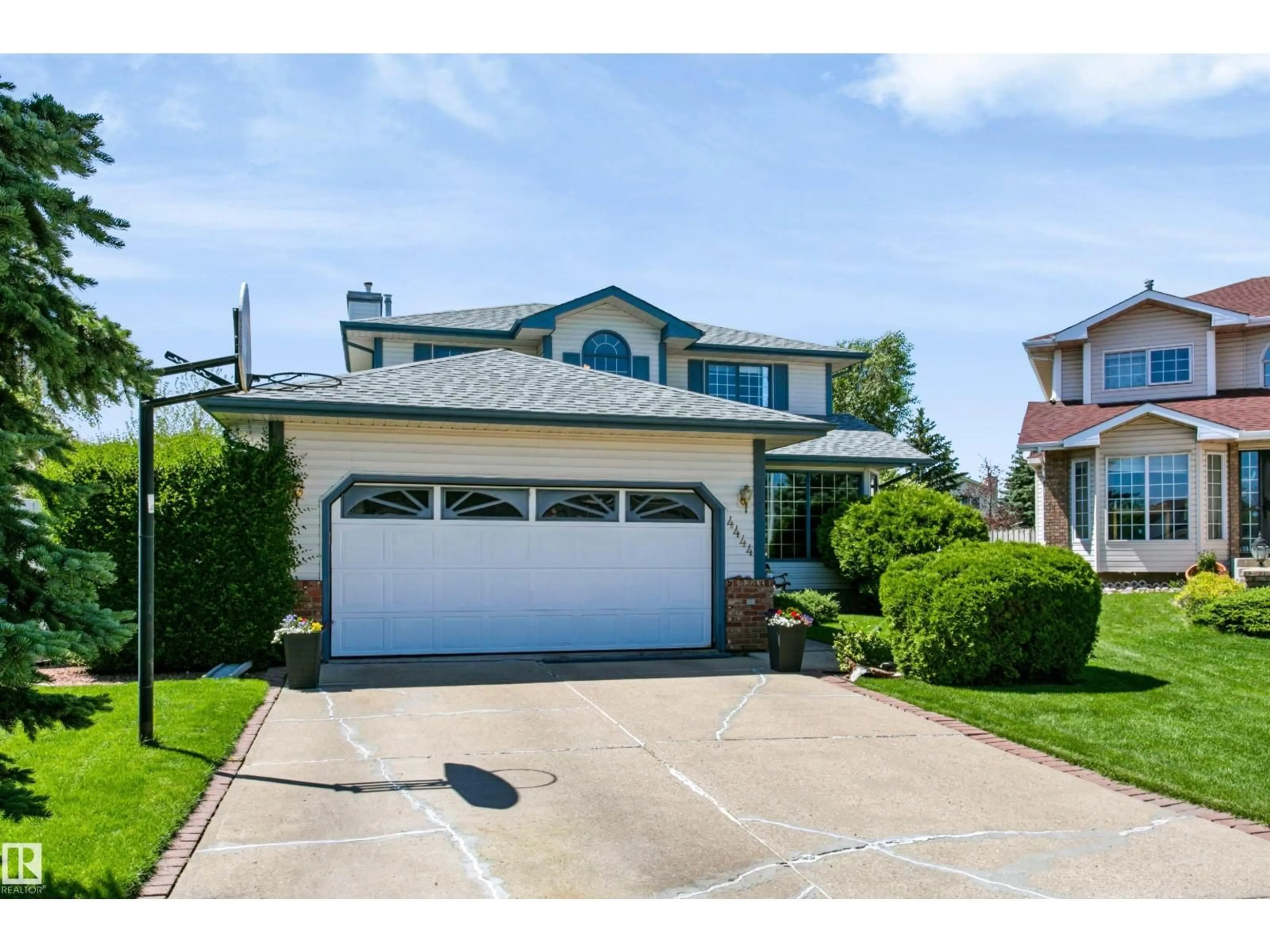 Home with vinyl exterior material, street for 4444 30 ST, Edmonton Alberta T6T1H1