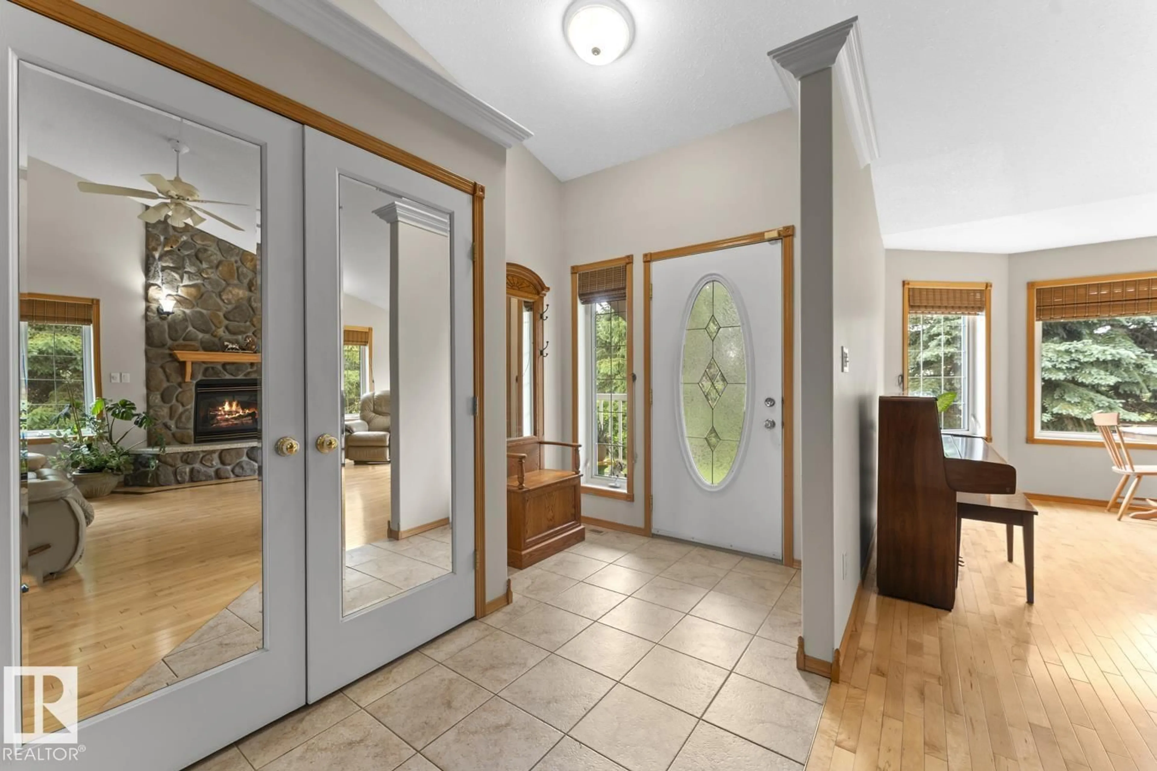 Indoor entryway for HI - 45424 HWY 660, Rural Bonnyville M.D. Alberta T9N2G6