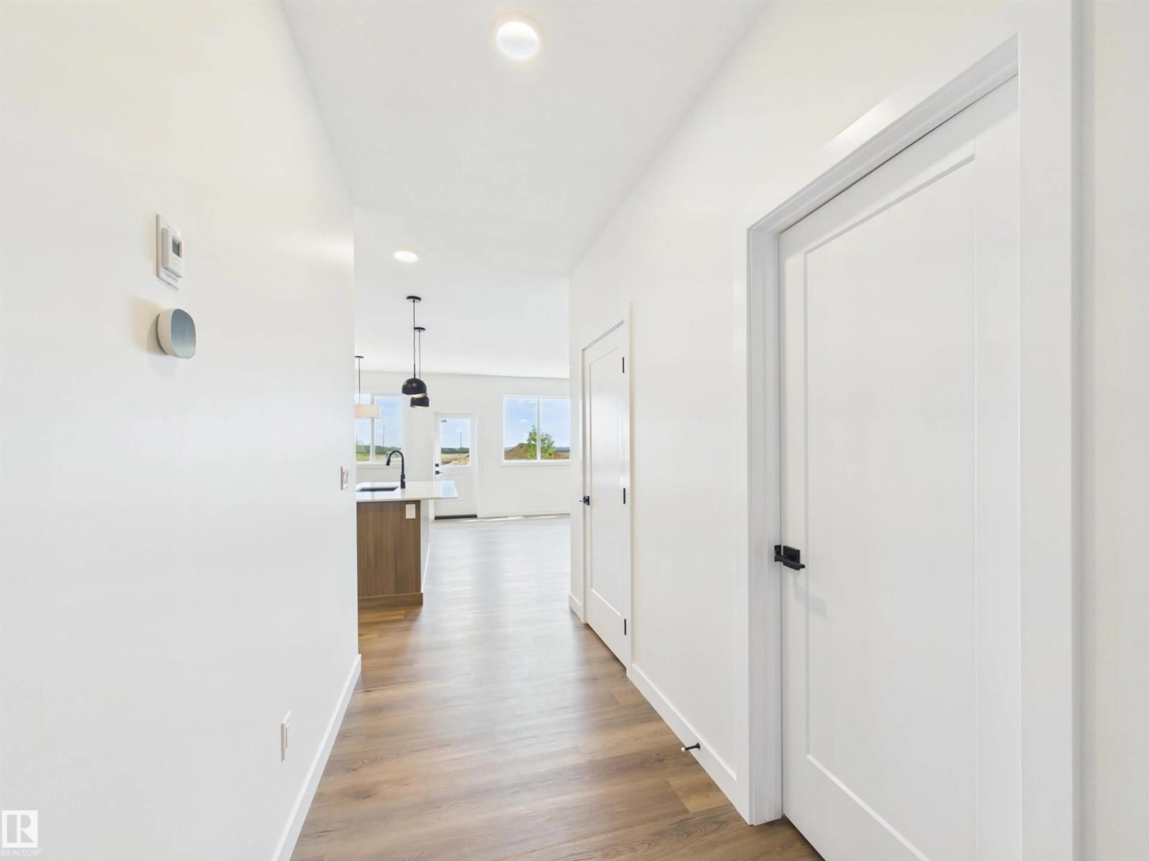 Indoor entryway for 117 HILTON CV, Spruce Grove Alberta T7X1Y4