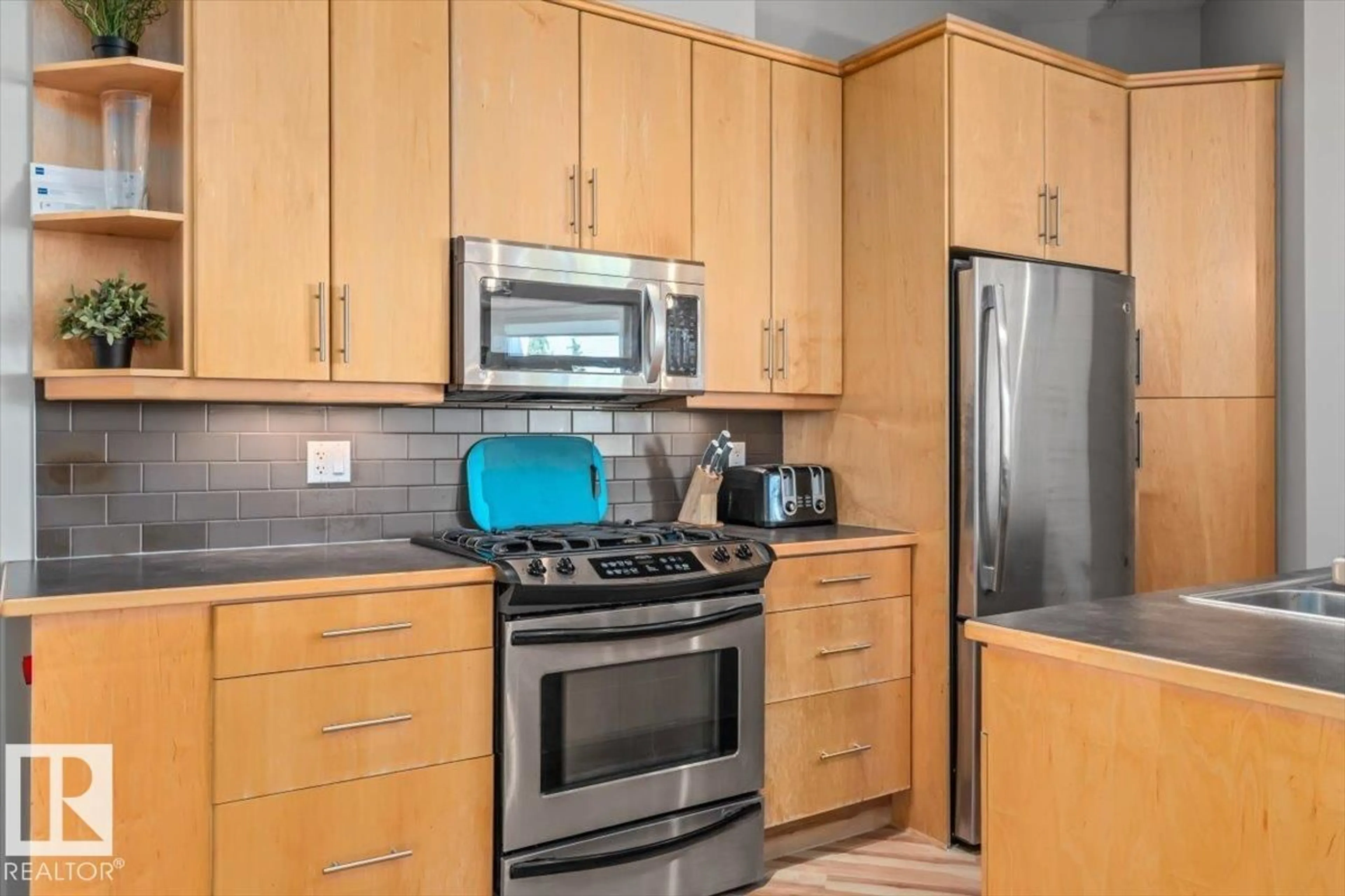 Standard kitchen, unknown for #427 - 10531 117 ST, Edmonton Alberta T5H0A8