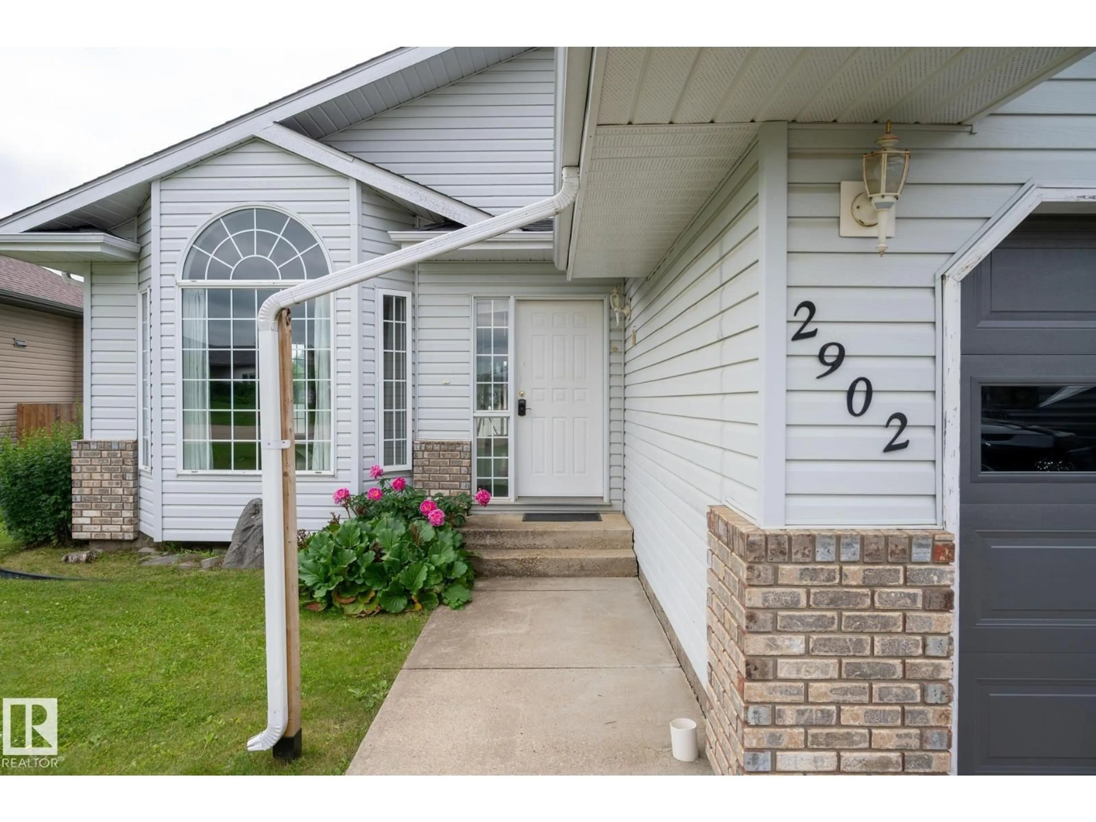 Unknown for 2902 CORNWALL DR, Athabasca Town Alberta T9S1N7