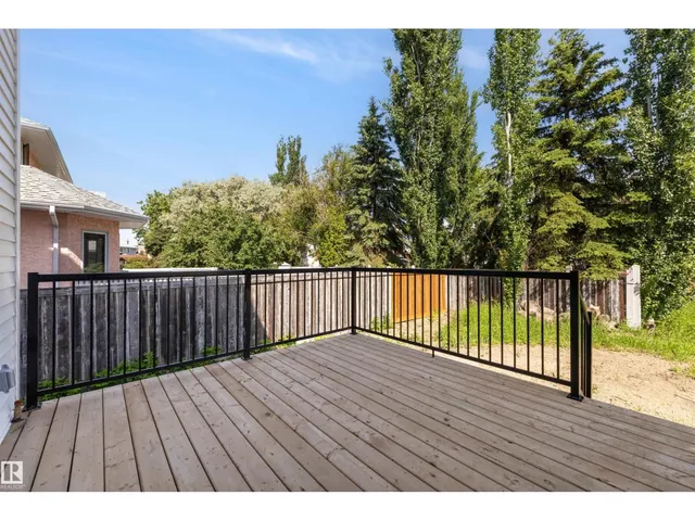 30 ELSINORE PL, Edmonton 4