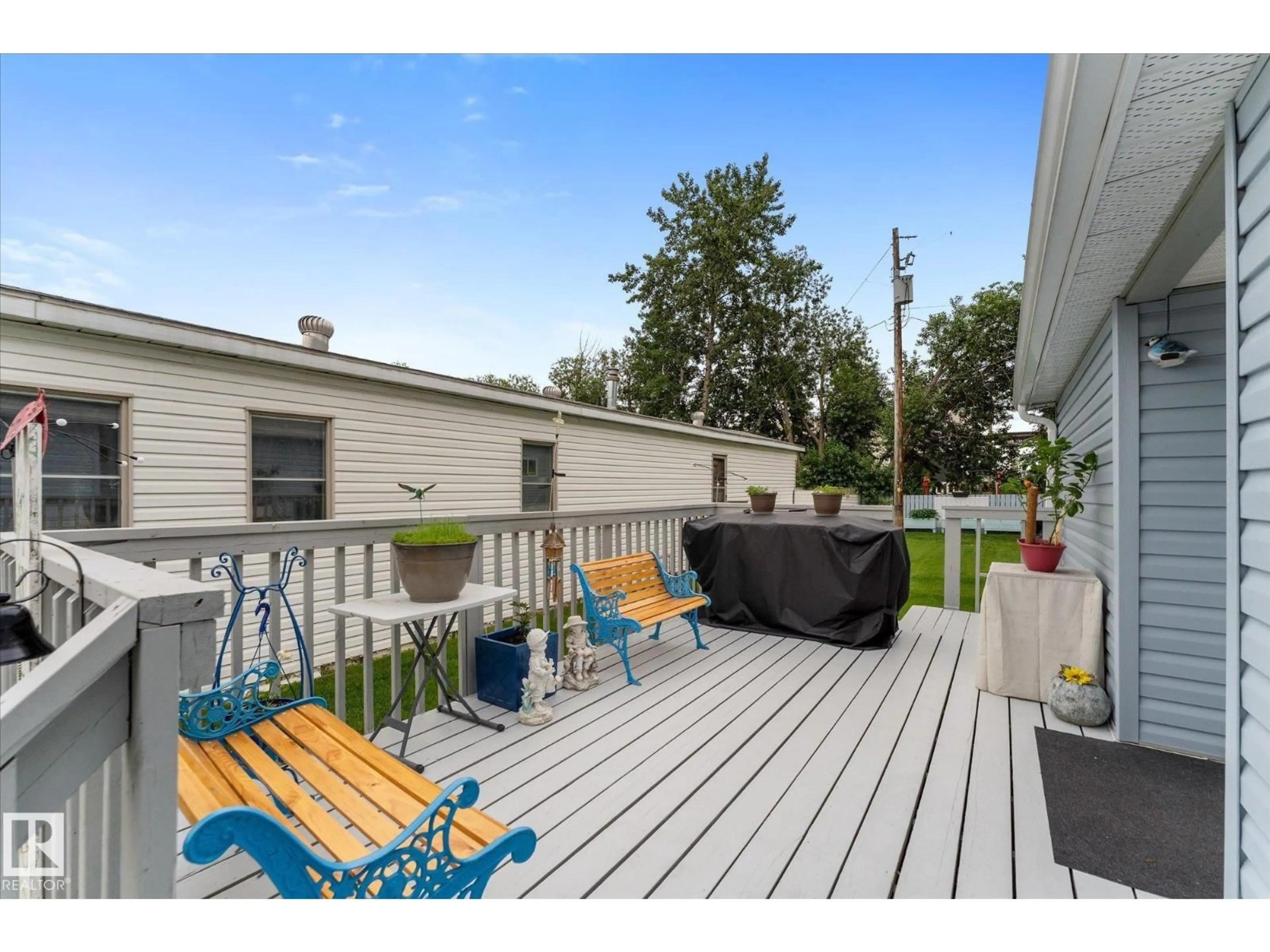 Patio, unknown for #9 - 305 CALAHOO RD, Spruce Grove Alberta T7X3K5