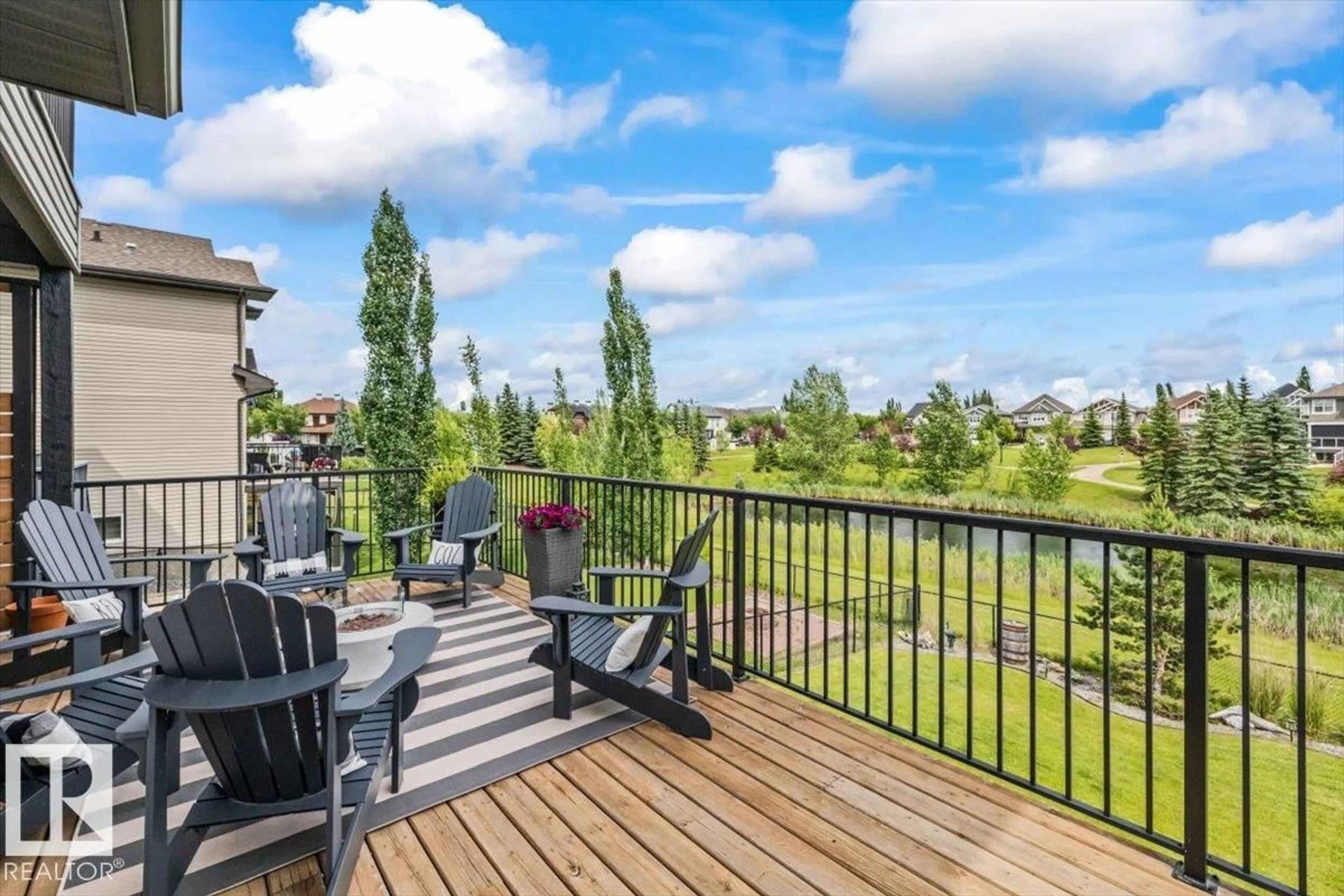 Patio, water/lake/river/ocean view for 7613 SCHMID CR, Edmonton Alberta T6R0K4