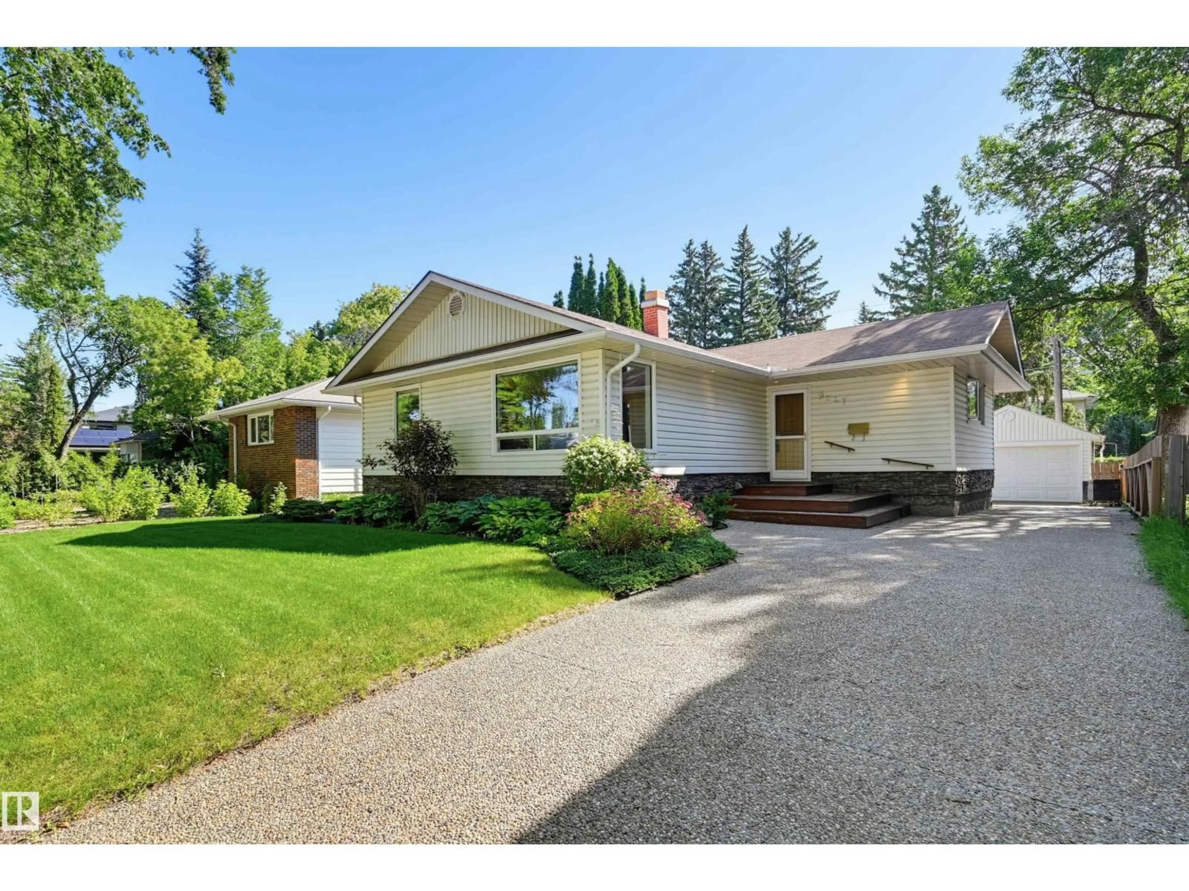 Unknown for NW - 9247 148 ST, Edmonton Alberta T5R1A4