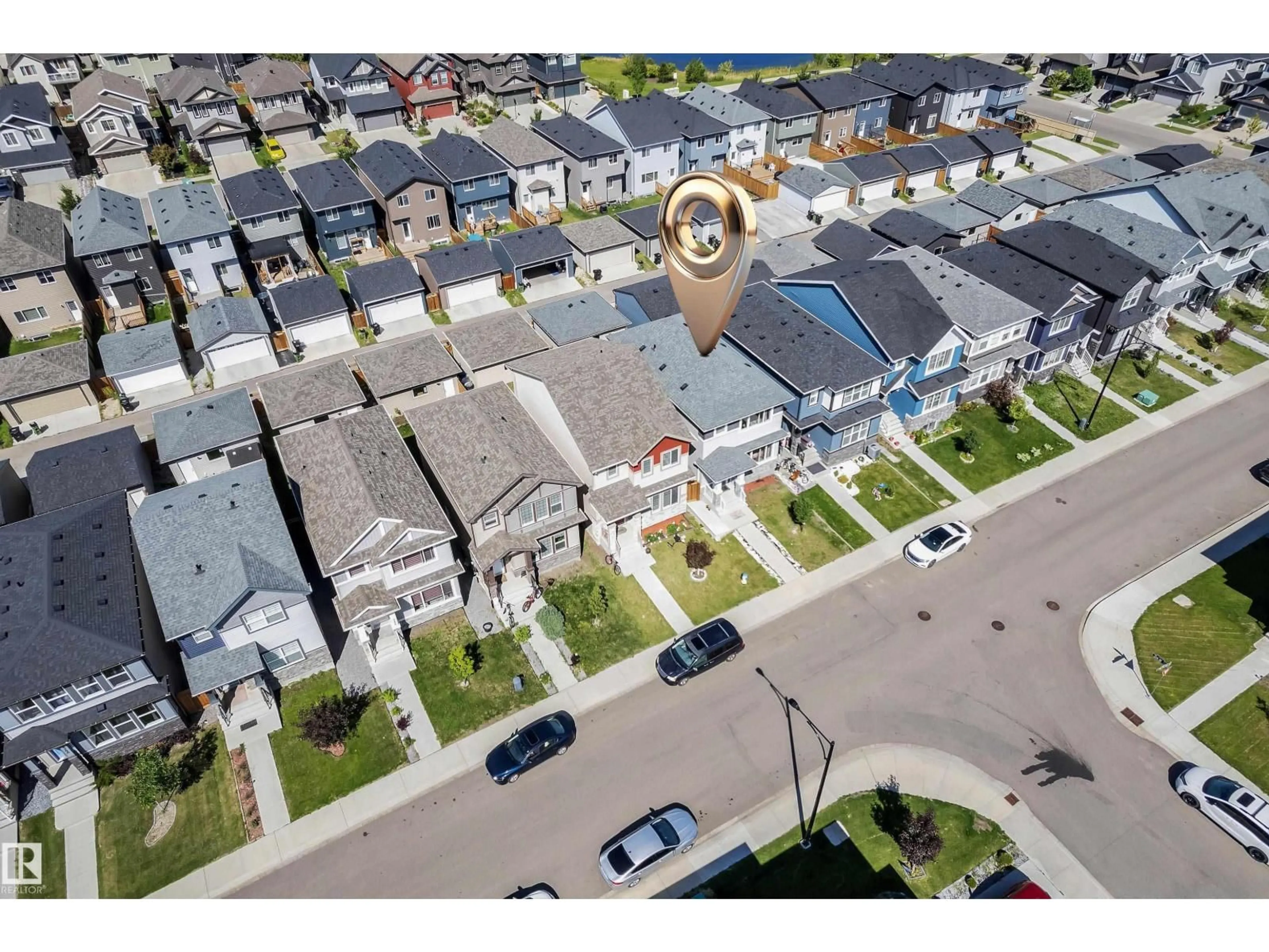 A pic from outside/outdoor area/front of a property/back of a property/a pic from drone, street for SW - 2246 54 ST, Edmonton Alberta T6X2X7