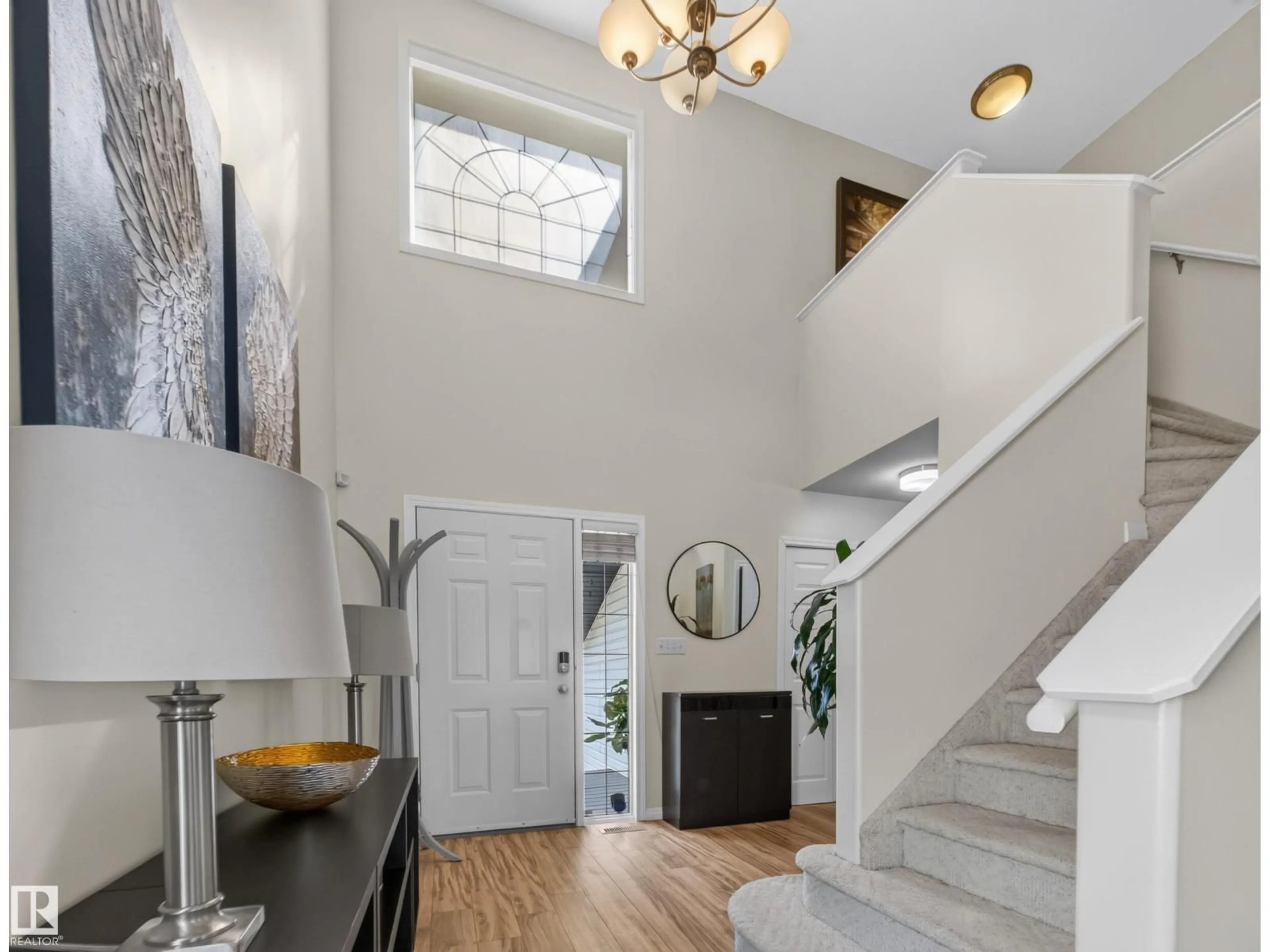 Indoor entryway for NW - 15926 132 ST, Edmonton Alberta T6V1E4