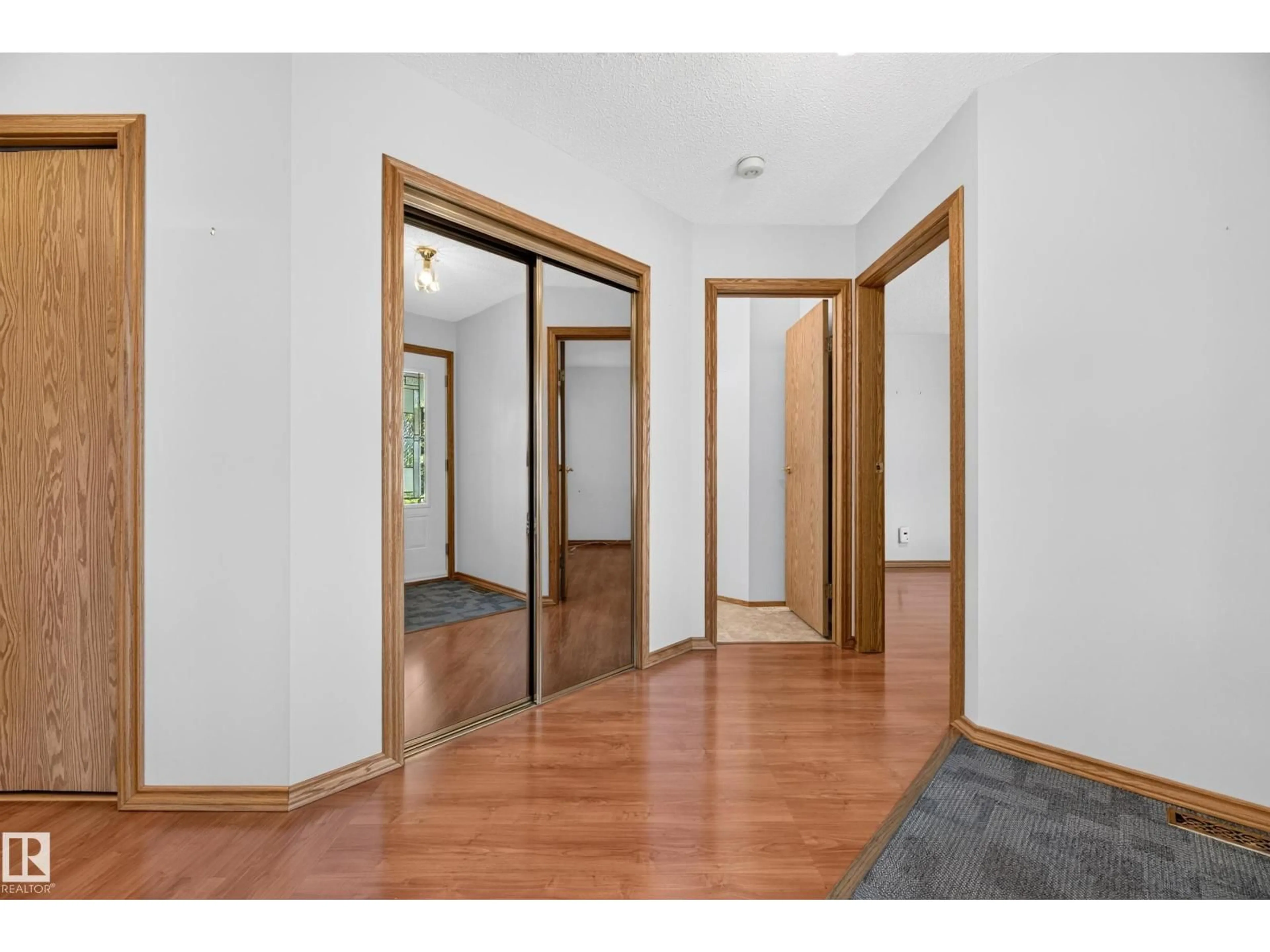 Indoor foyer for 117 ALTON DR, Leduc Alberta T9E6N3