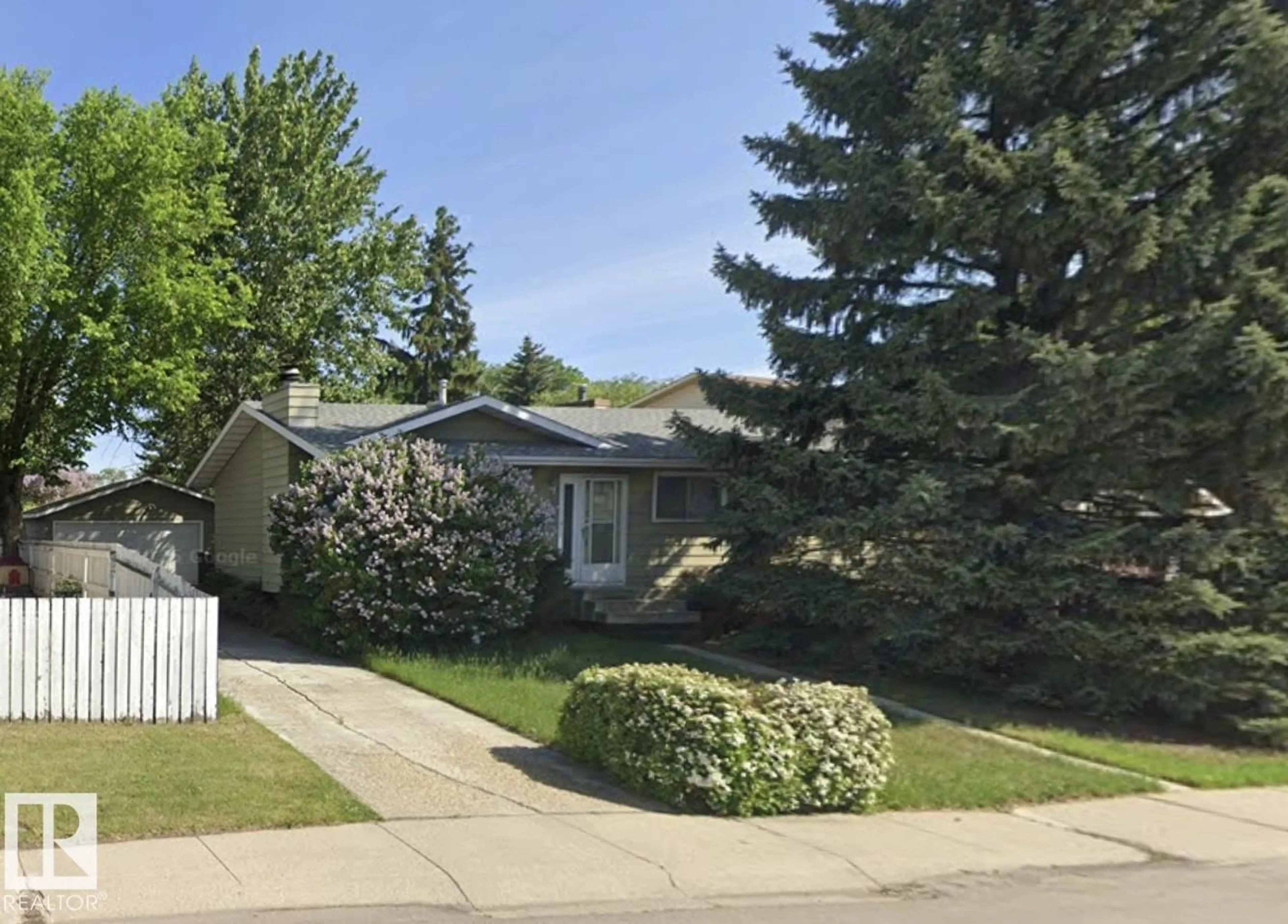 Unknown for 4712 131 AV, Edmonton Alberta T5A3G6