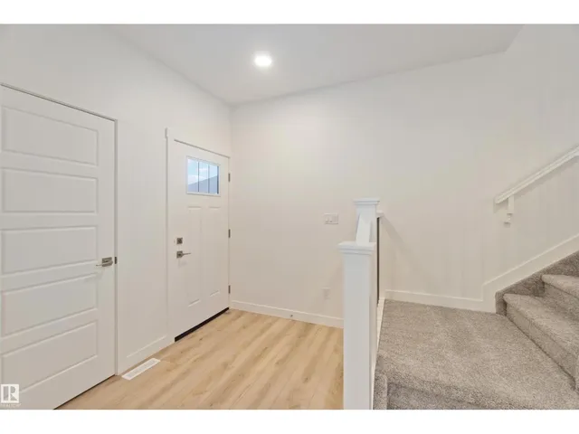 2503 194 ST NW, Edmonton 5