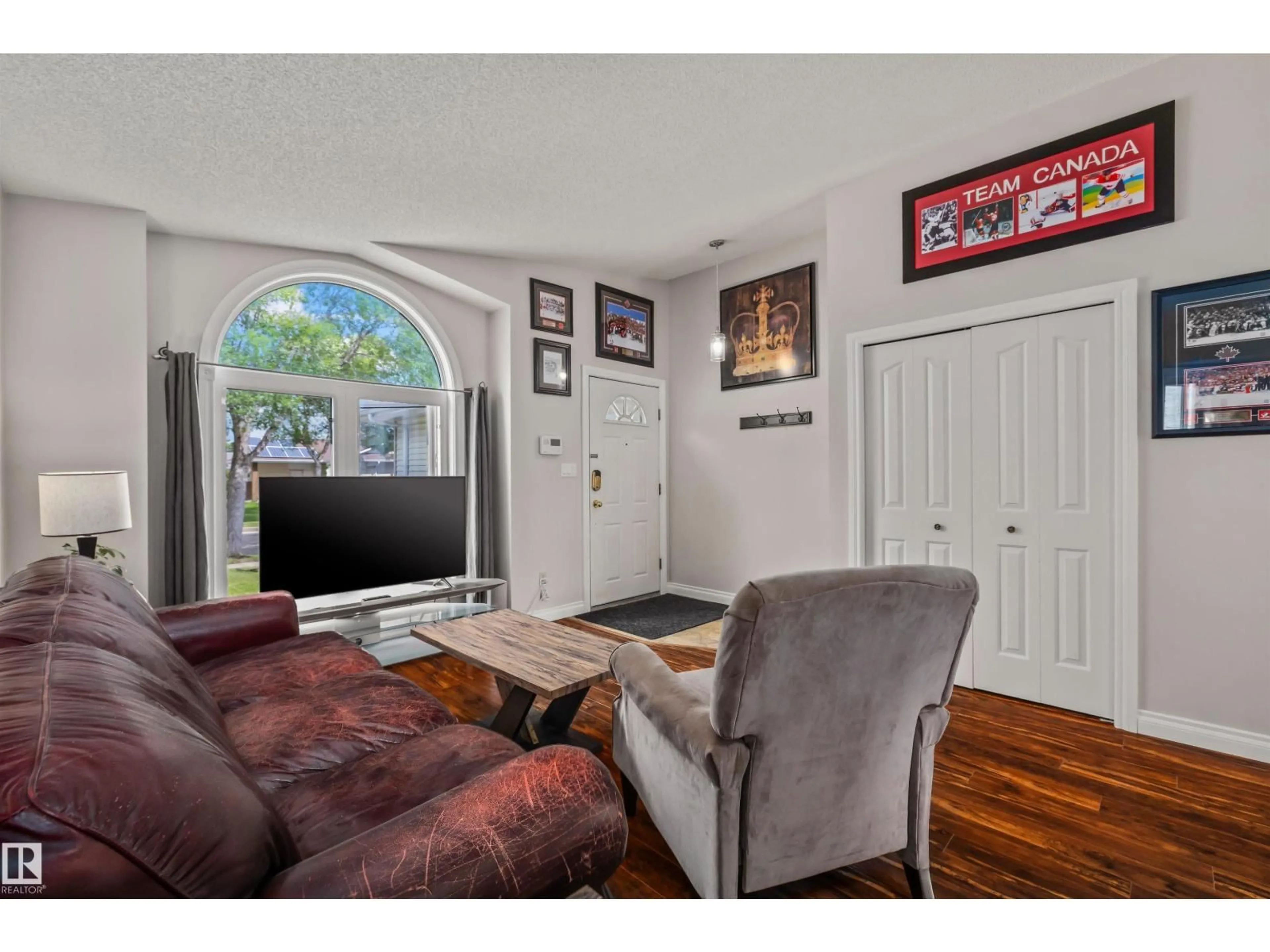 Living room with furniture, unknown for 26 WESTPARK WY, Fort Saskatchewan Alberta T8L3W8