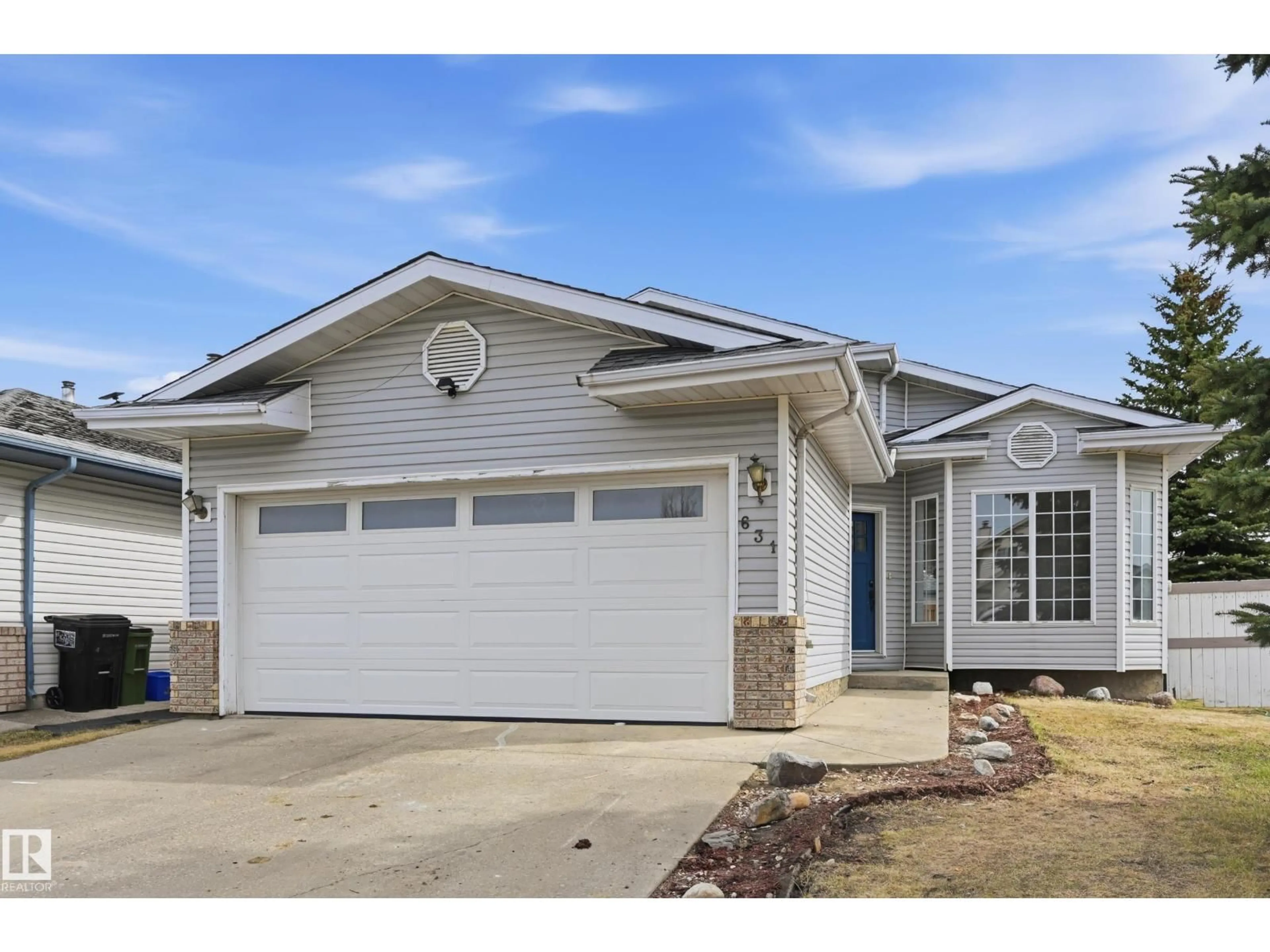 Home with vinyl exterior material, street for 631 JENNER COVE CV, Edmonton Alberta T6L6S1