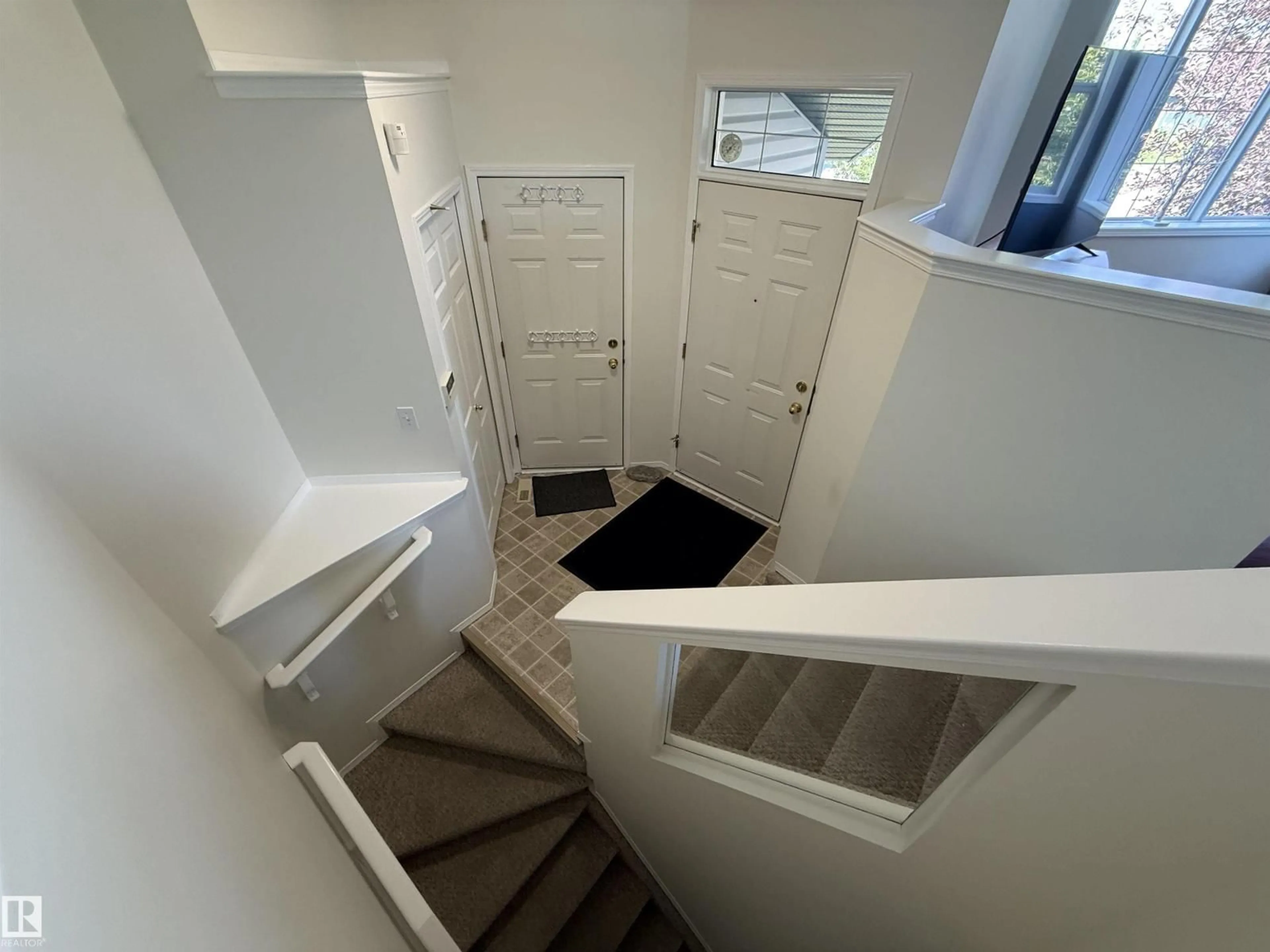 Stairs for 25 HEATHERGLEN CR, Spruce Grove Alberta T7X3X4