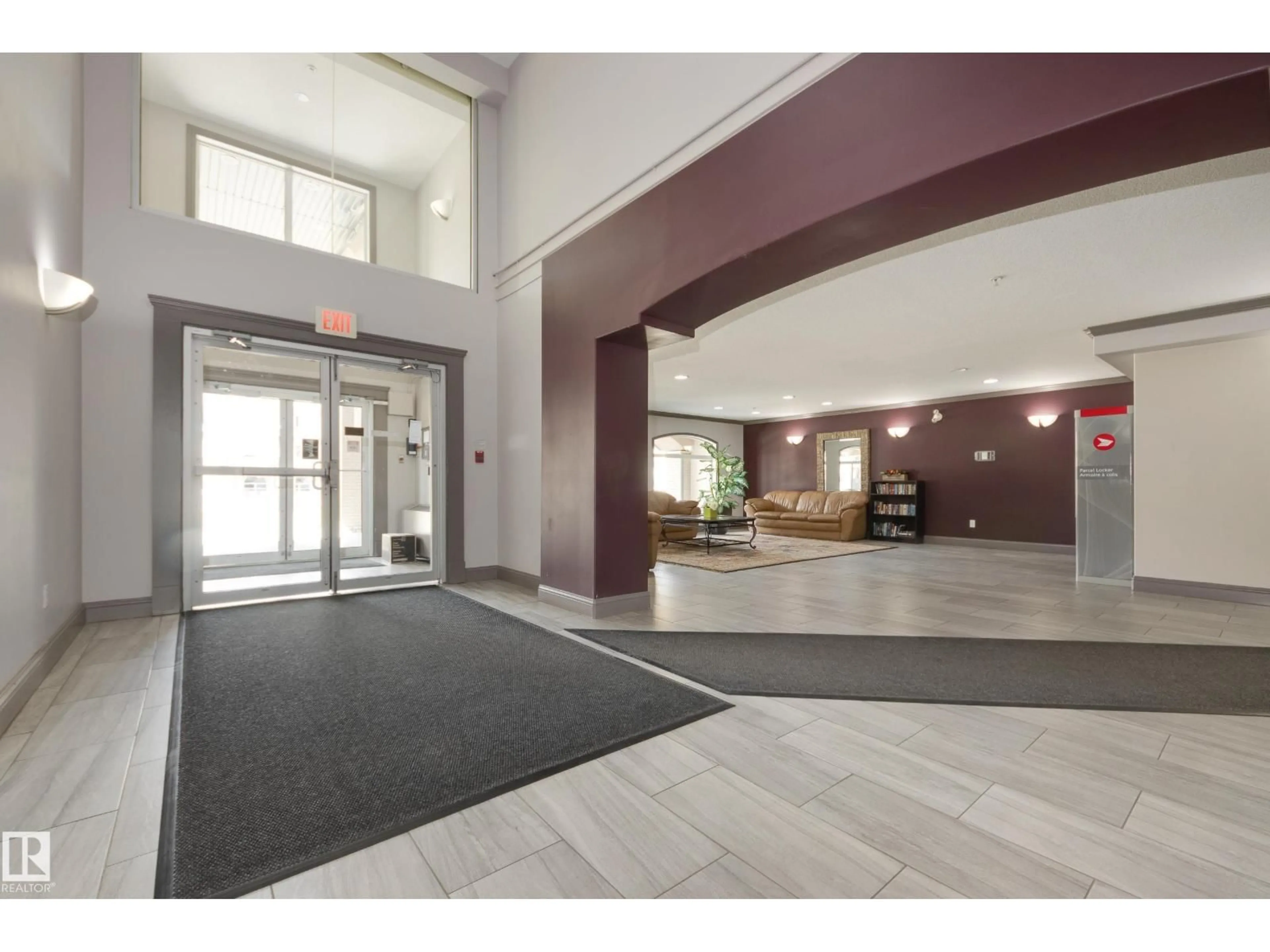 Indoor foyer for #307 - 13005 140 AV, Edmonton Alberta T6V1X1
