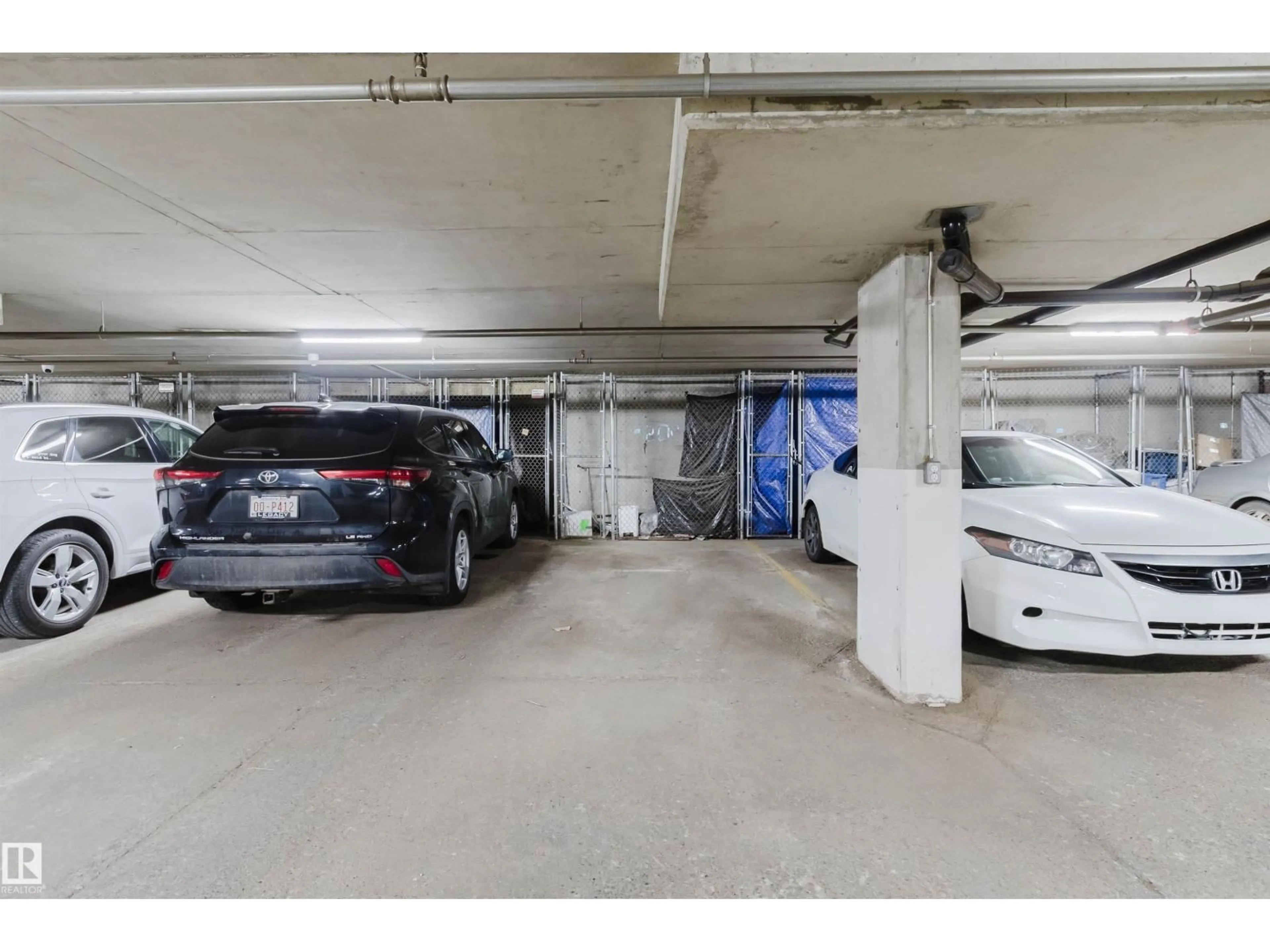 Parking for 202 - 10939 82 AV, Edmonton Alberta T6G0S7