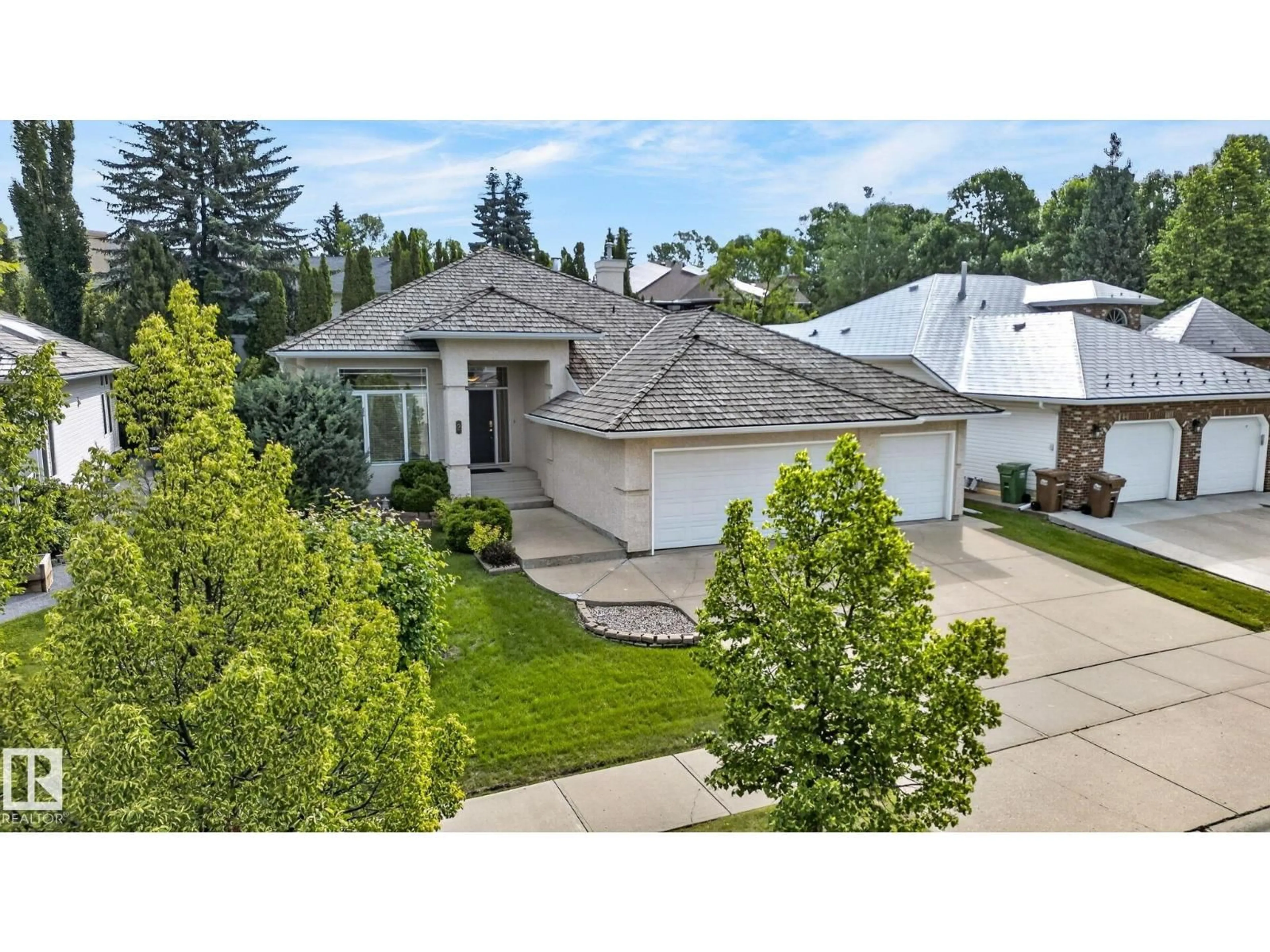 A pic from outside/outdoor area/front of a property/back of a property/a pic from drone, street for 2 KEATING PT, St. Albert Alberta T8N5W8