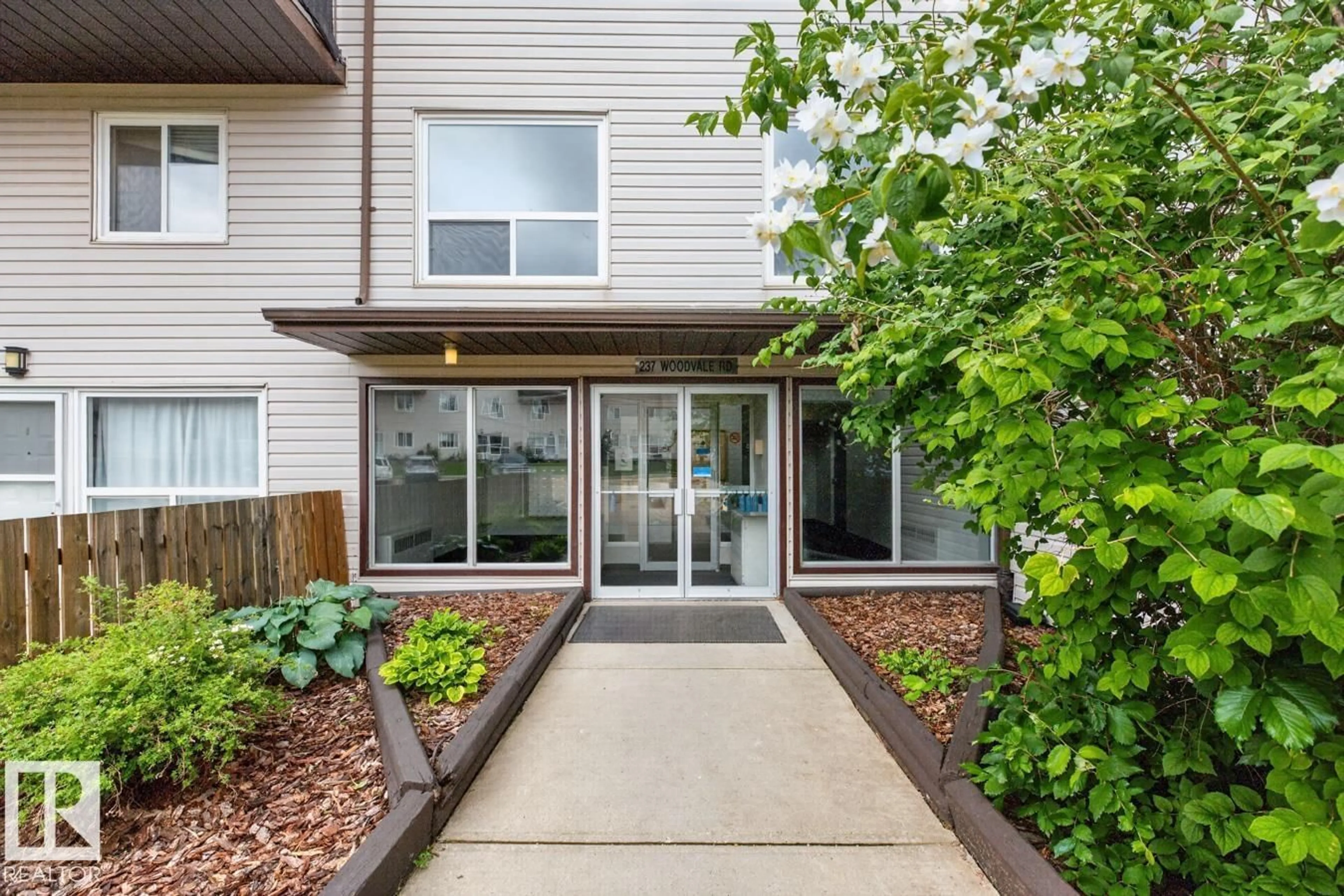Unknown for #106 - 237 WOODVALE RD, Edmonton Alberta T6L1G7