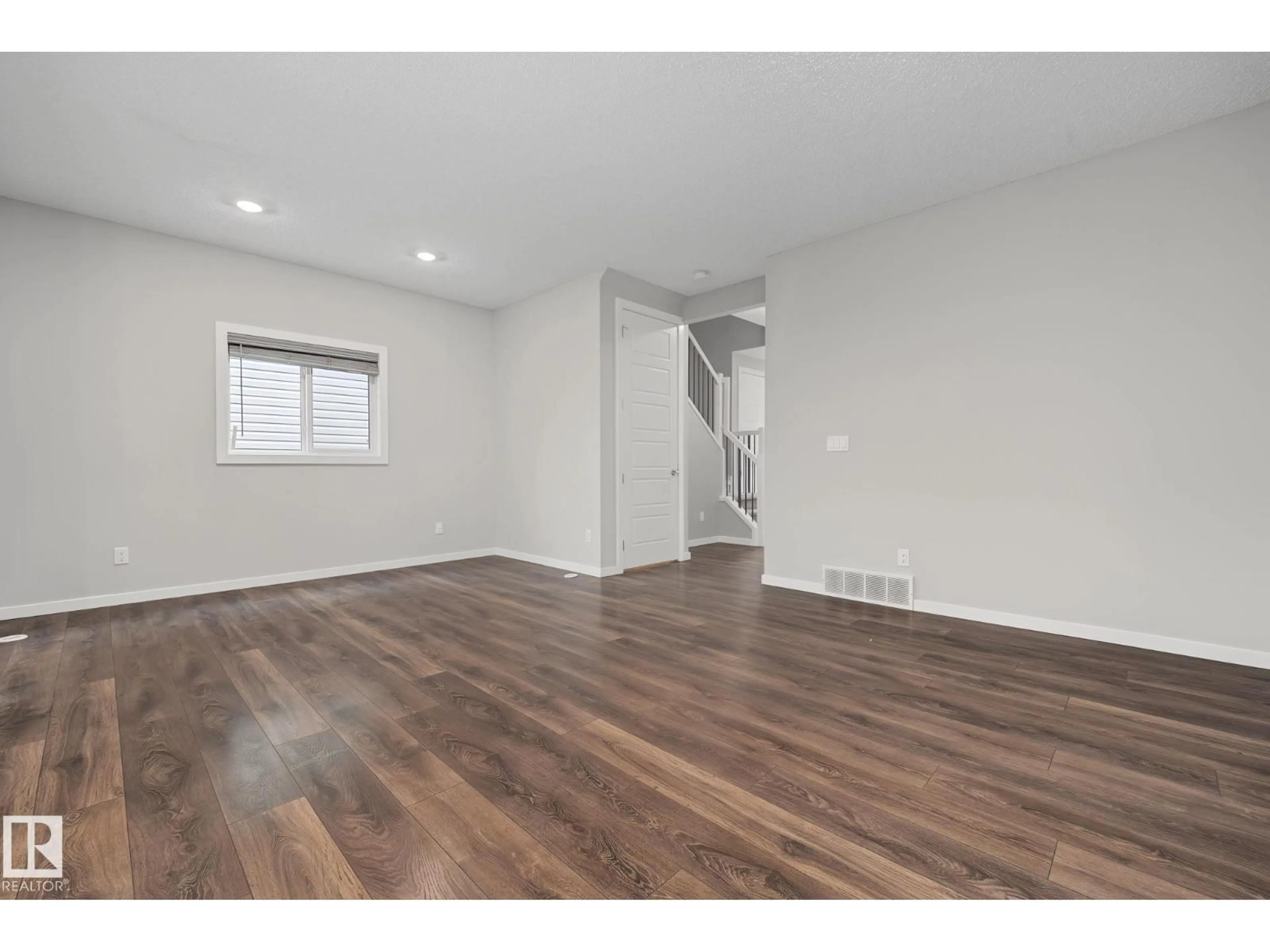 A pic of a room for 1825 25A ST, Edmonton Alberta T6T2H7