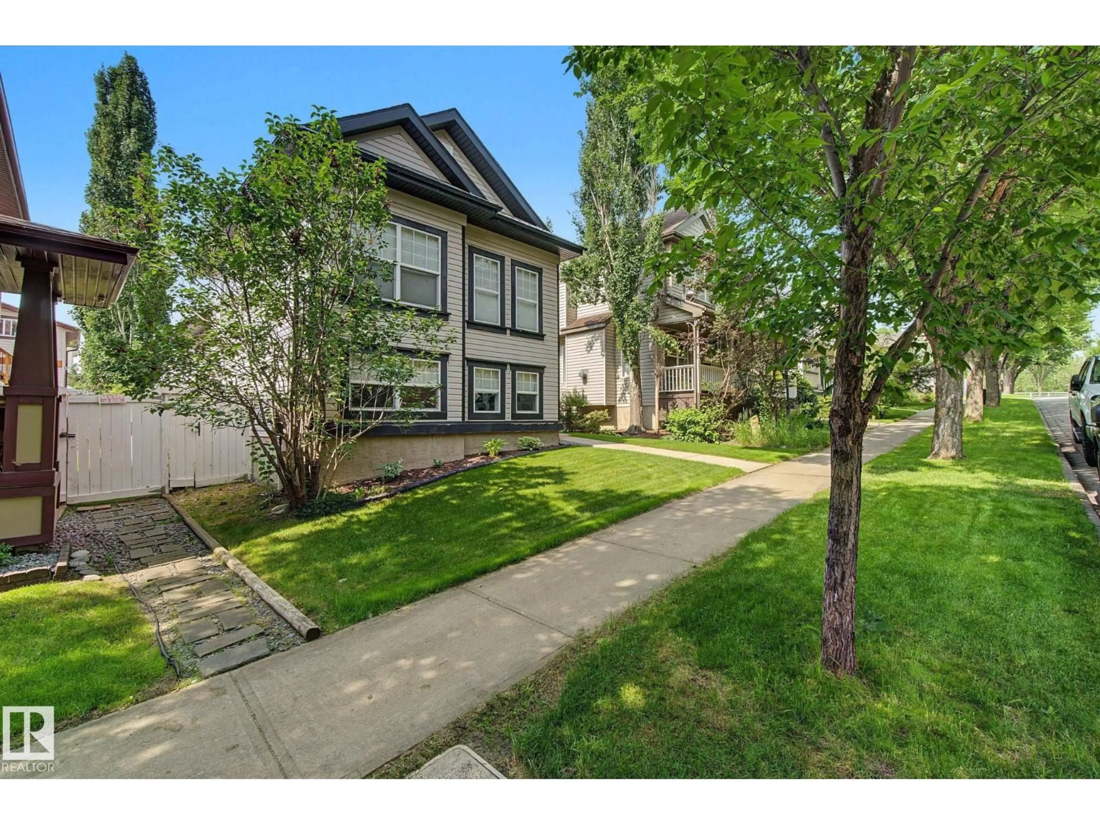 A pic from outside/outdoor area/front of a property/back of a property/a pic from drone, street for 1816 TUFFORD WY, Edmonton Alberta T6R2W3